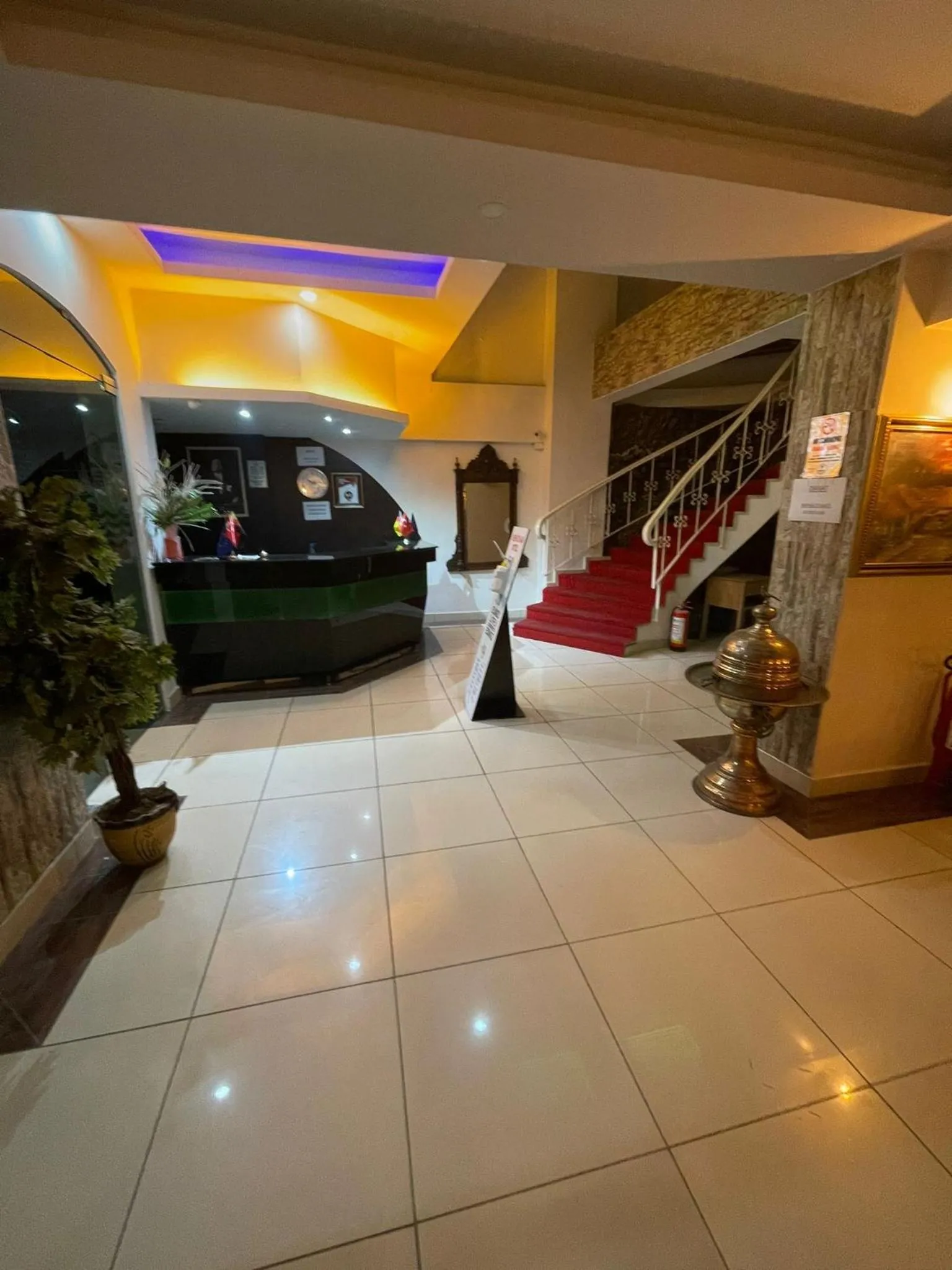 Lobby or reception in Denizhan Hotel