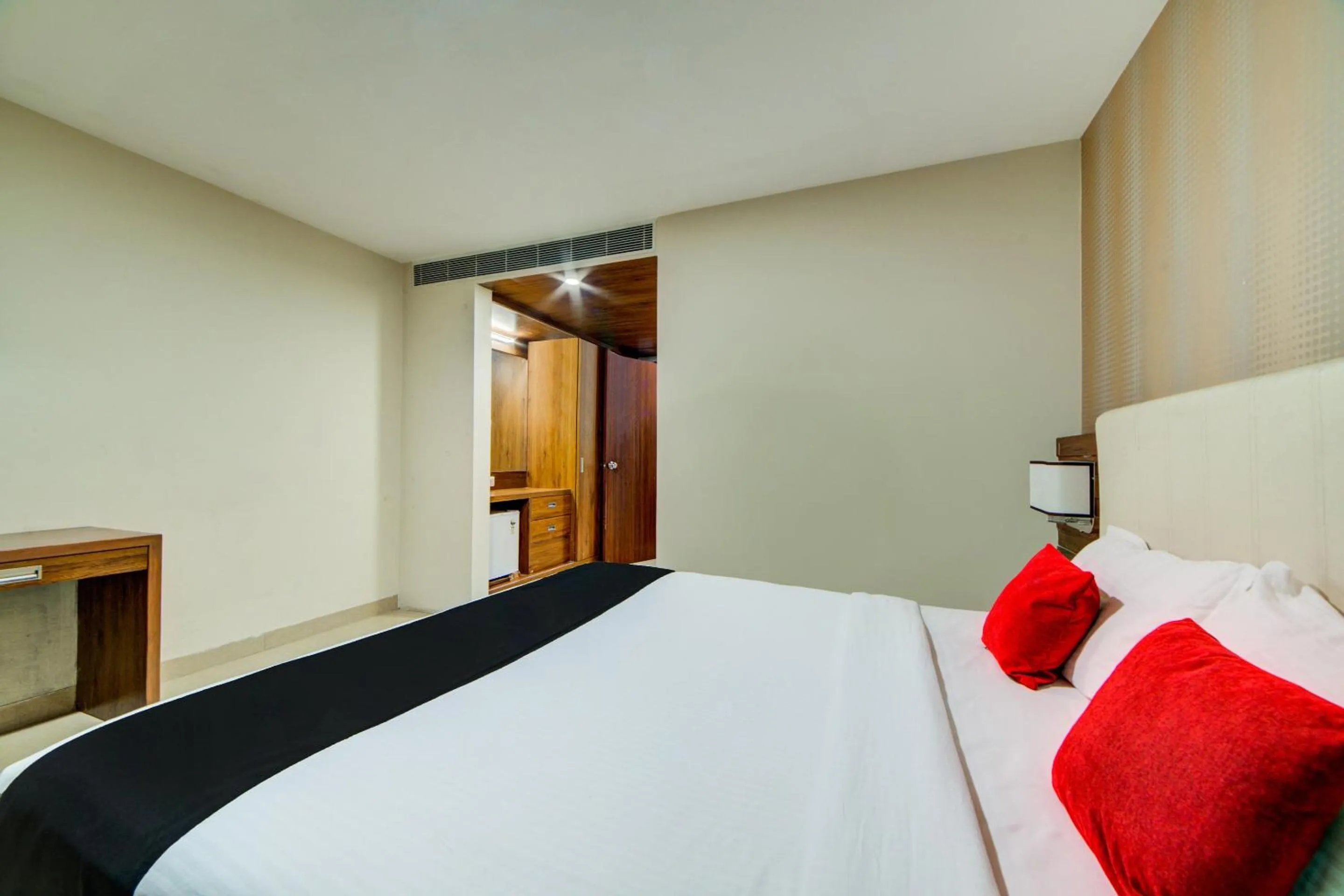 Collection O Millennium Grand