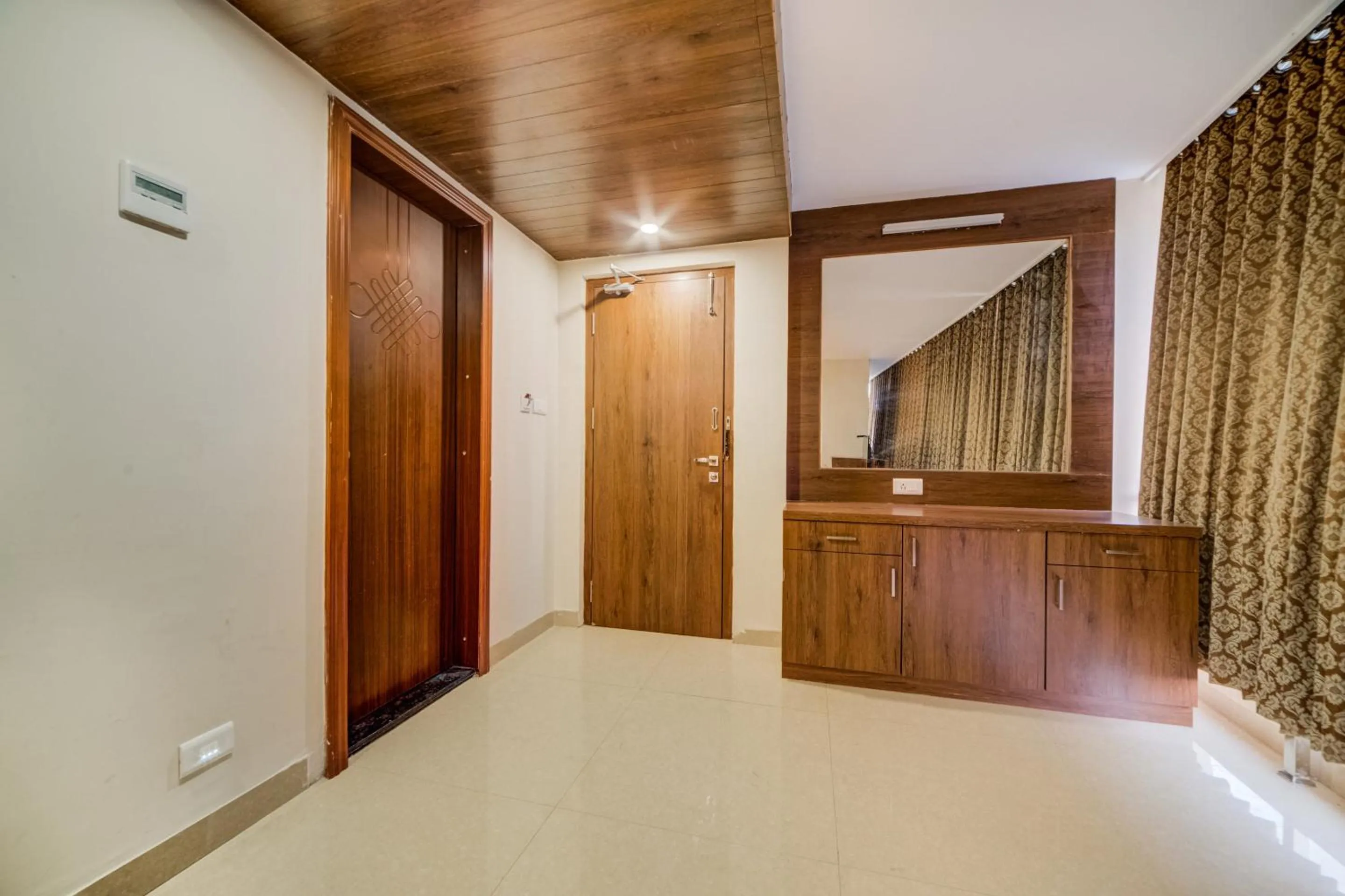 Collection O Millennium Grand