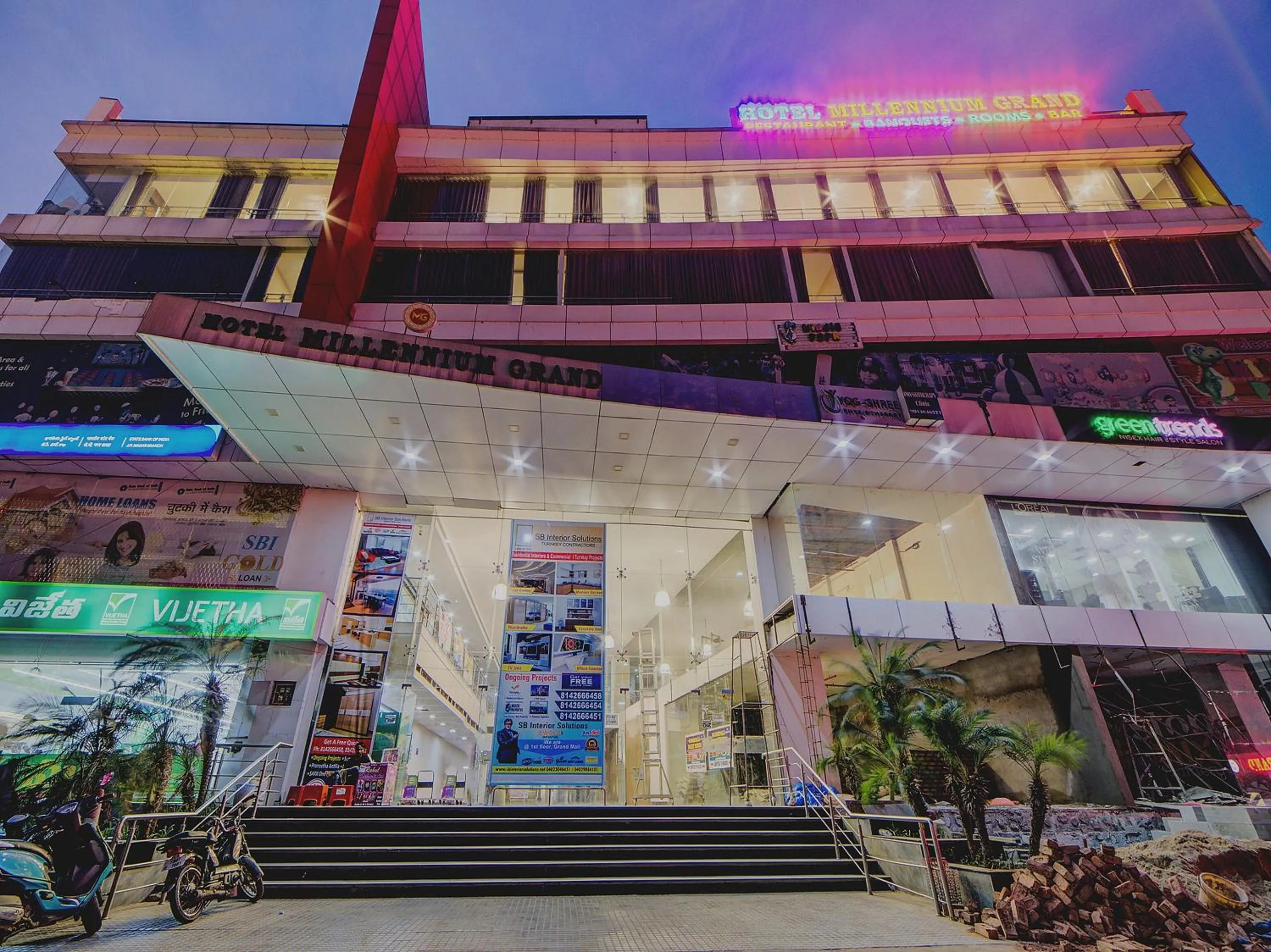 Property building in Collection O Millennium Grand