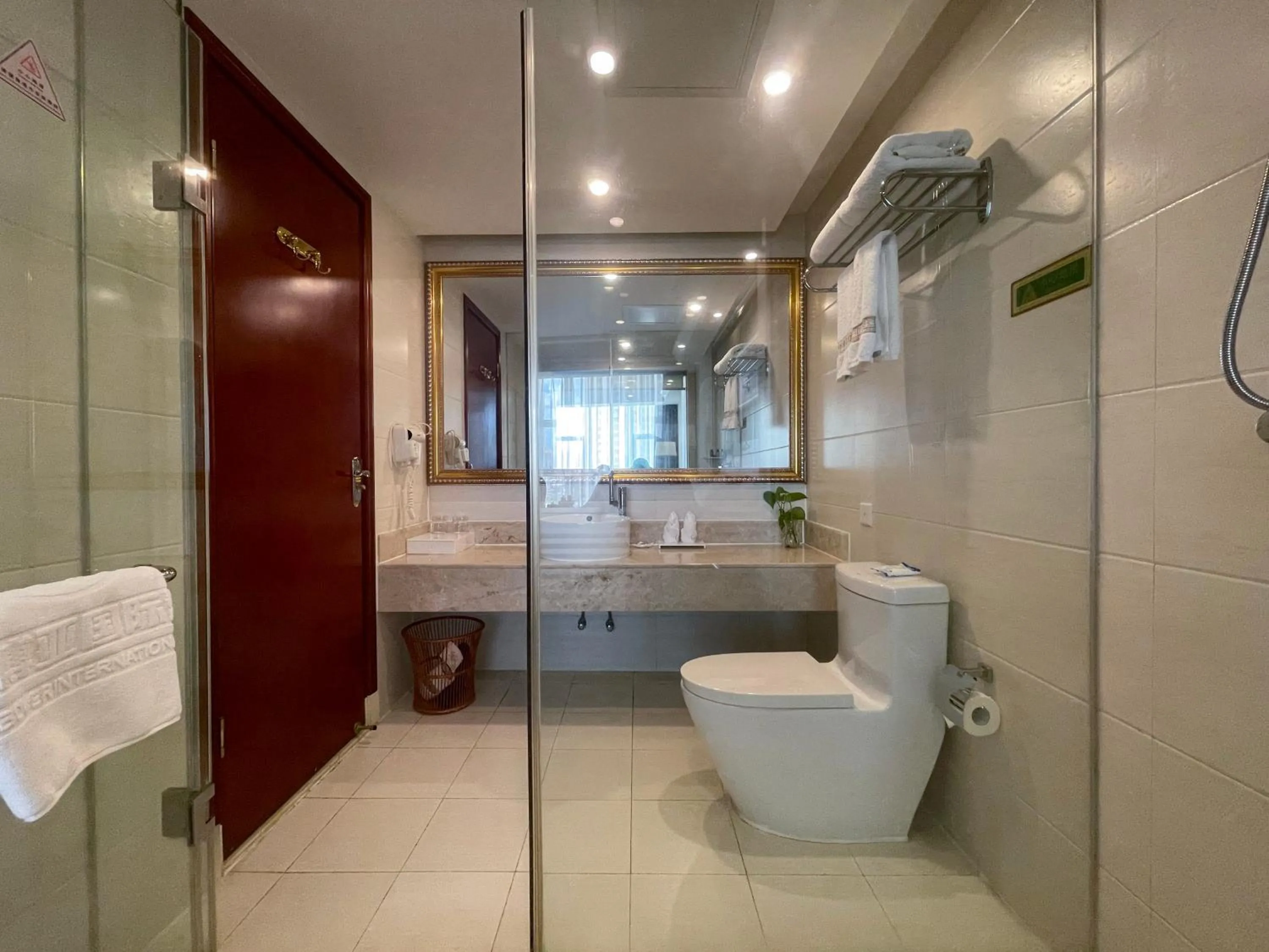 Toilet in Haisi Boya International Hotel