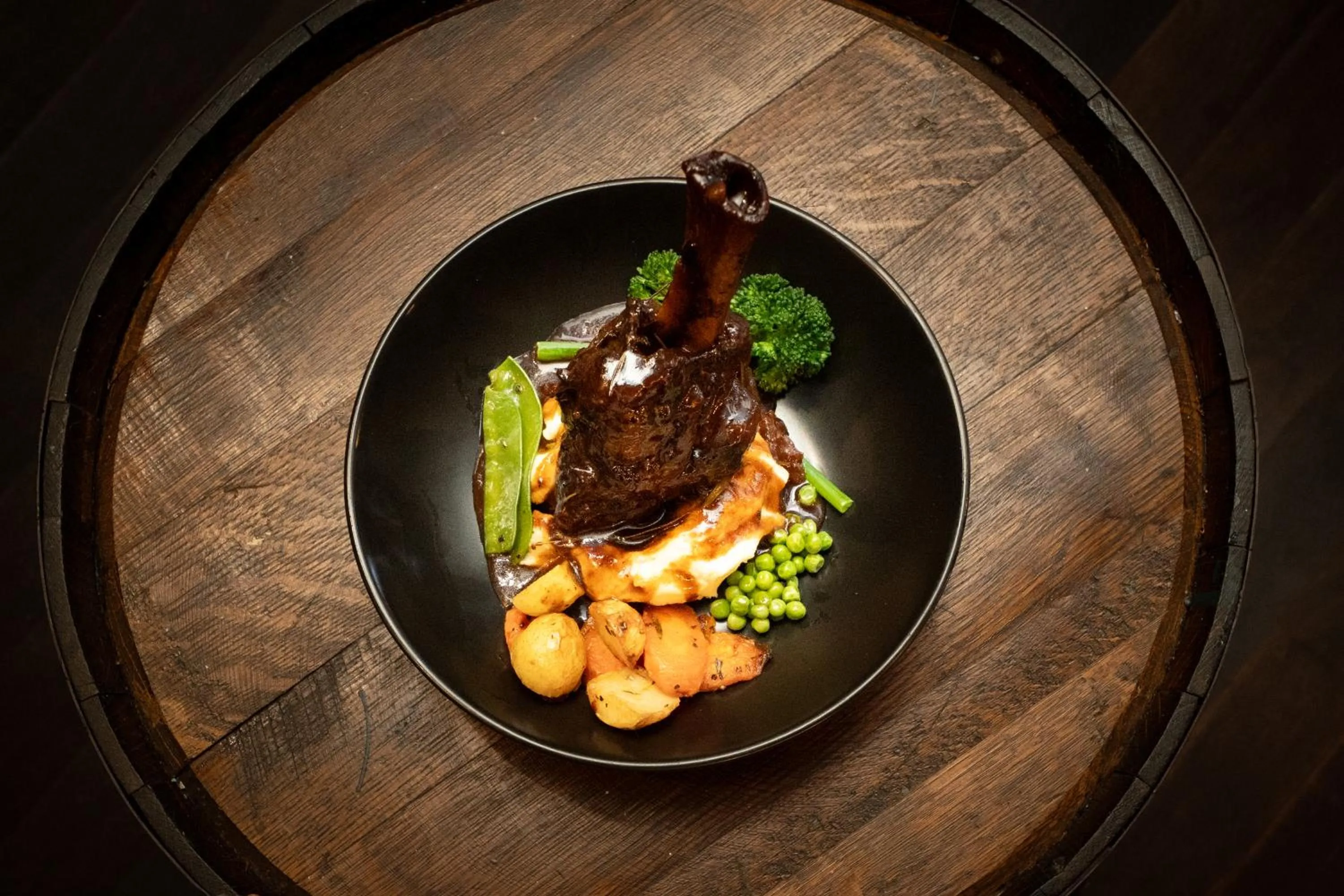 Restaurant/places to eat in The Burlington Hotel