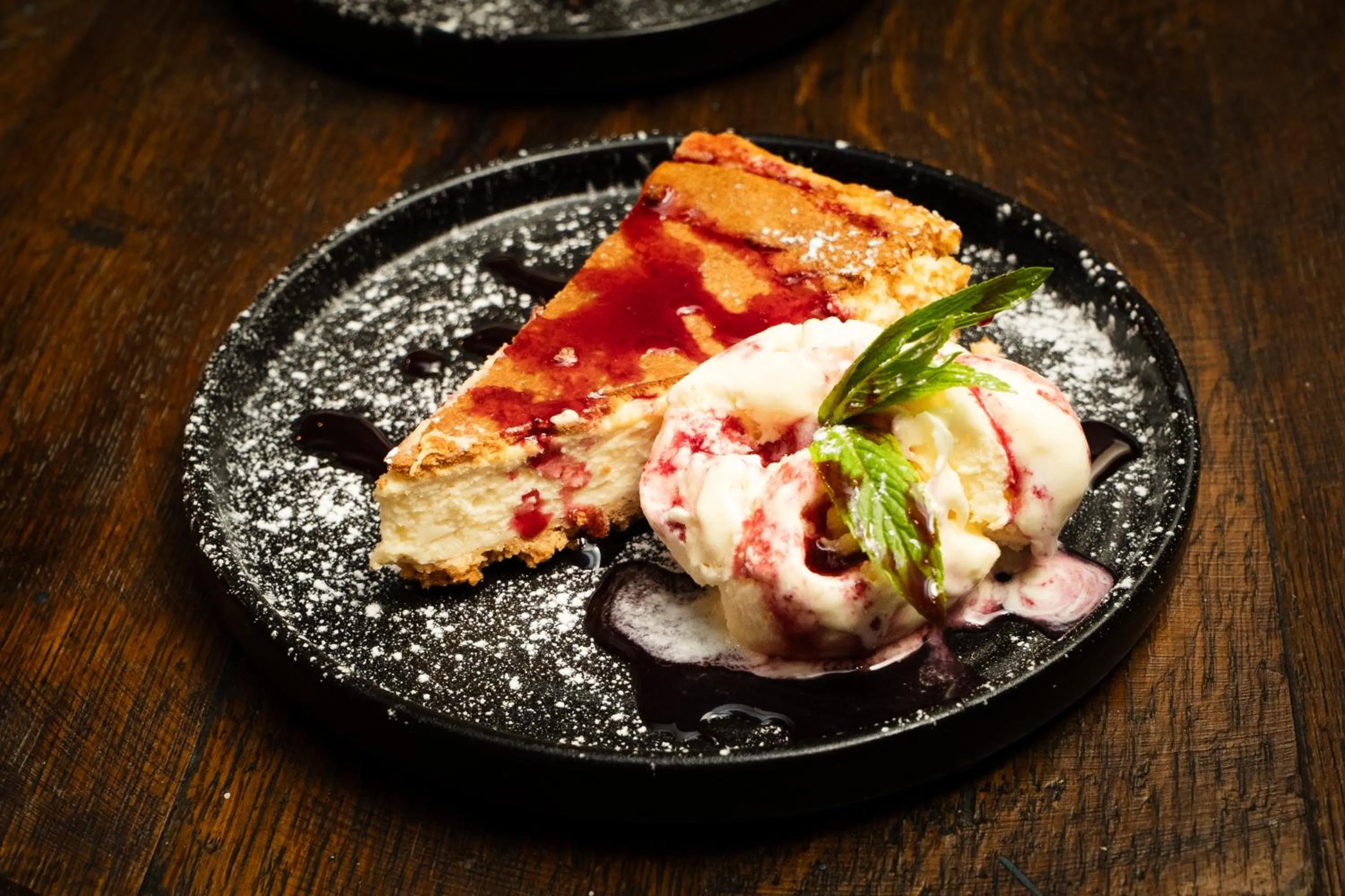 Restaurant/places to eat in The Burlington Hotel