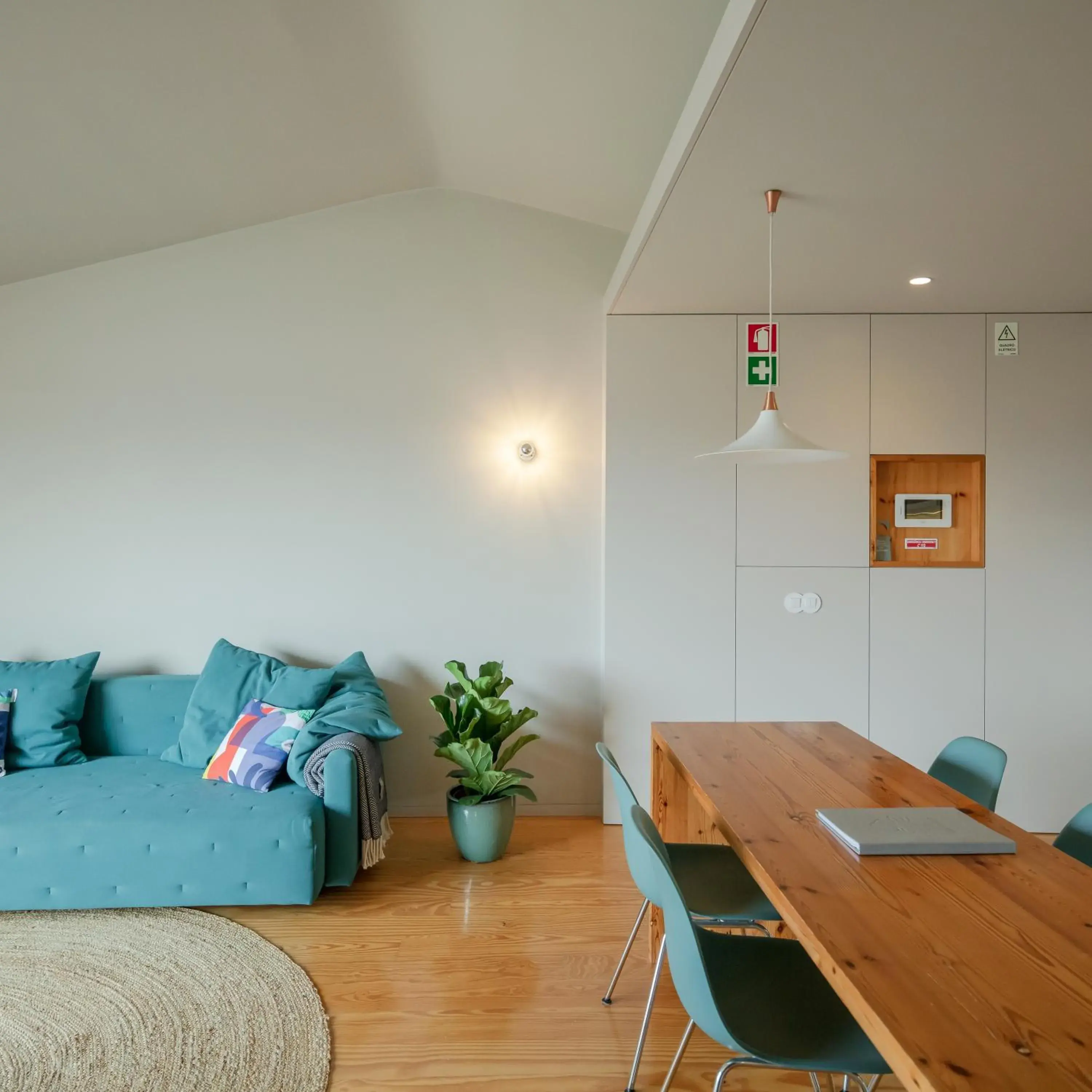 Deluxe King Studio in Baumhaus Serviced Living - Art & Design Apartments Deluxe King Studio in Baumhaus Serviced Living - Art & Design Apartments