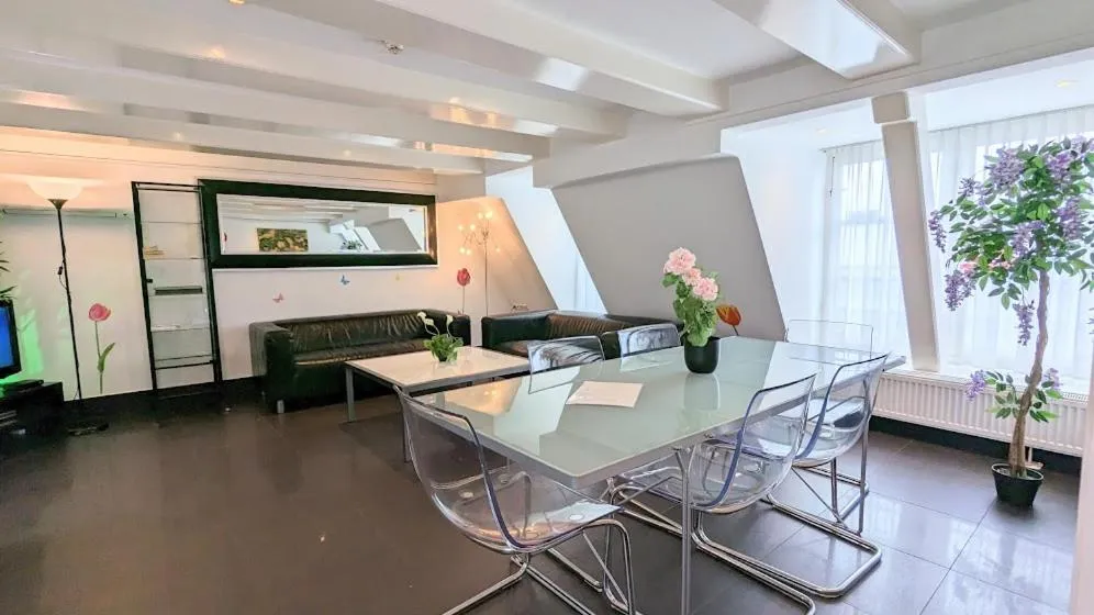 The Amsterdam Hotel Apartment in the Center
