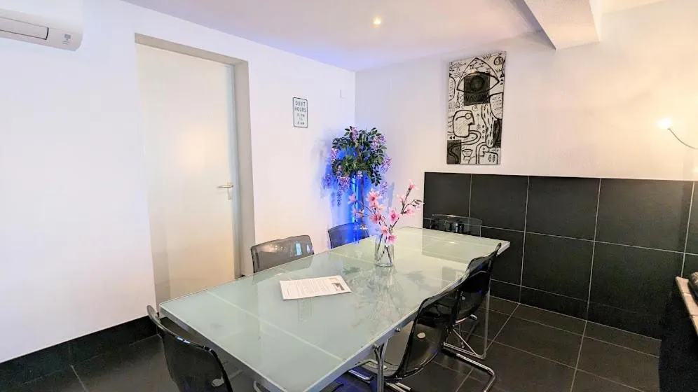 The Amsterdam Hotel Apartment in the Center