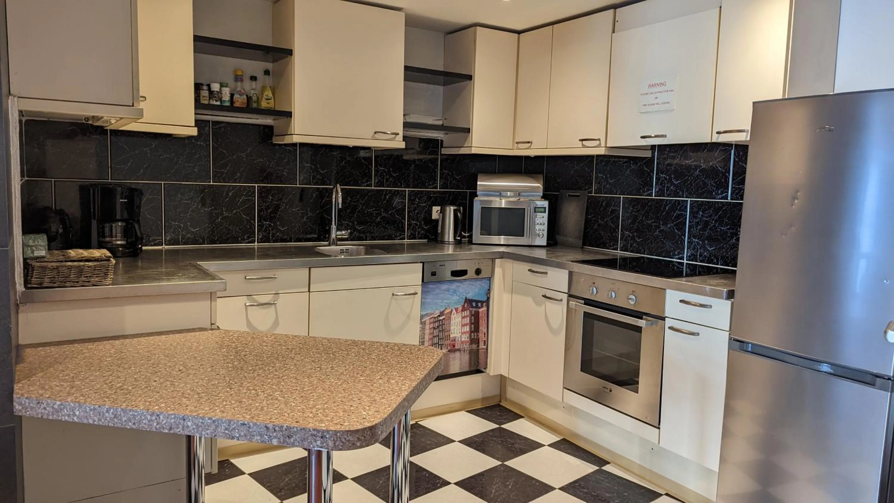 The Amsterdam Hotel Apartment in the Center