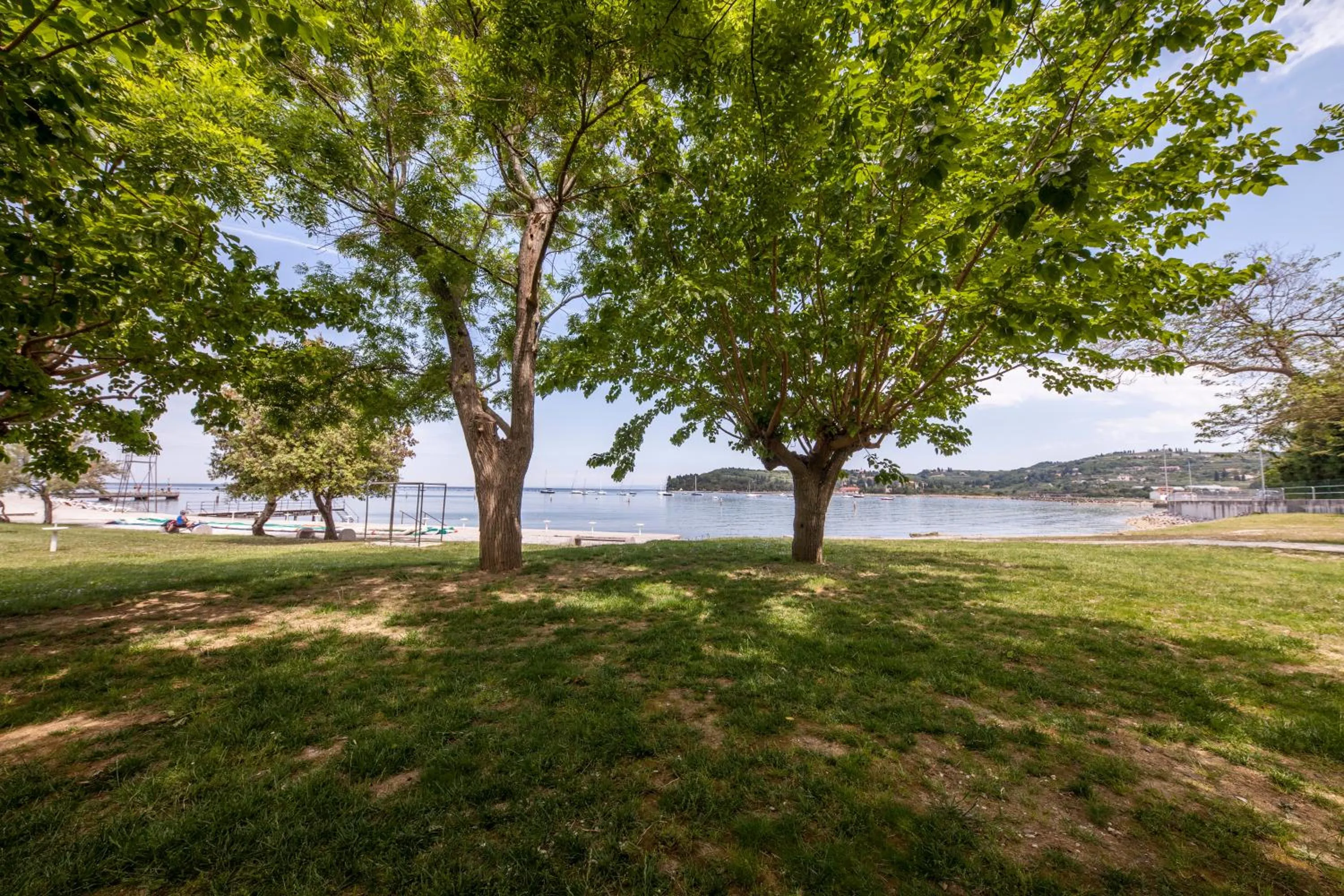 Beach in Hotel Lavender - Oleander Resort