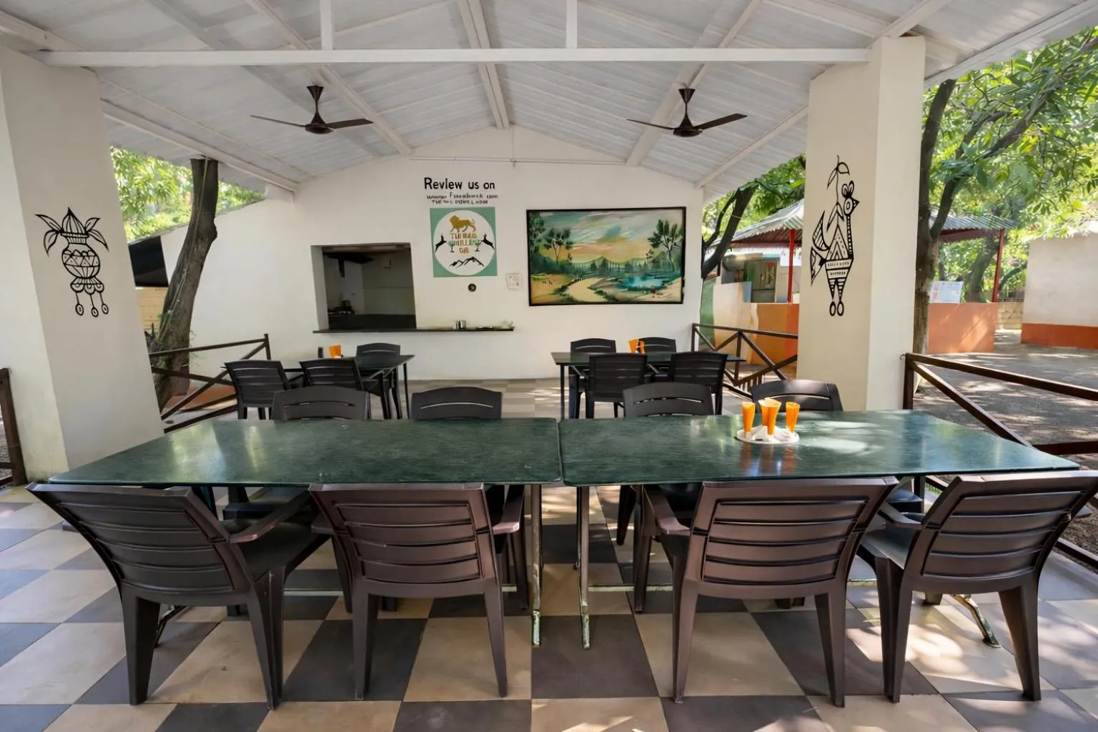 Dining area in The Wilds Villa Gir Jungle Stay with Swimming Pool
