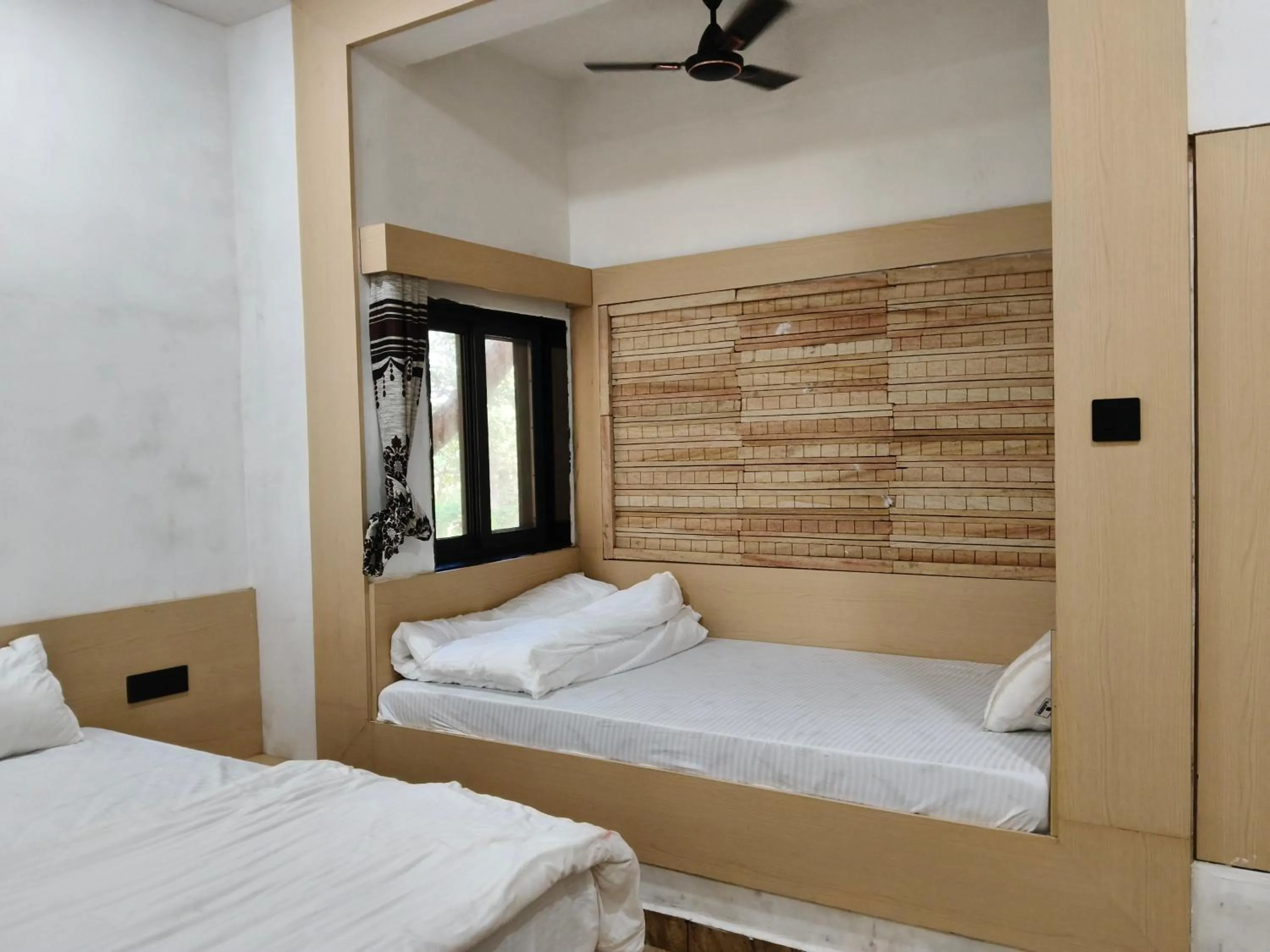 Bed in The Wilds Villa Gir Jungle Stay with Swimming Pool