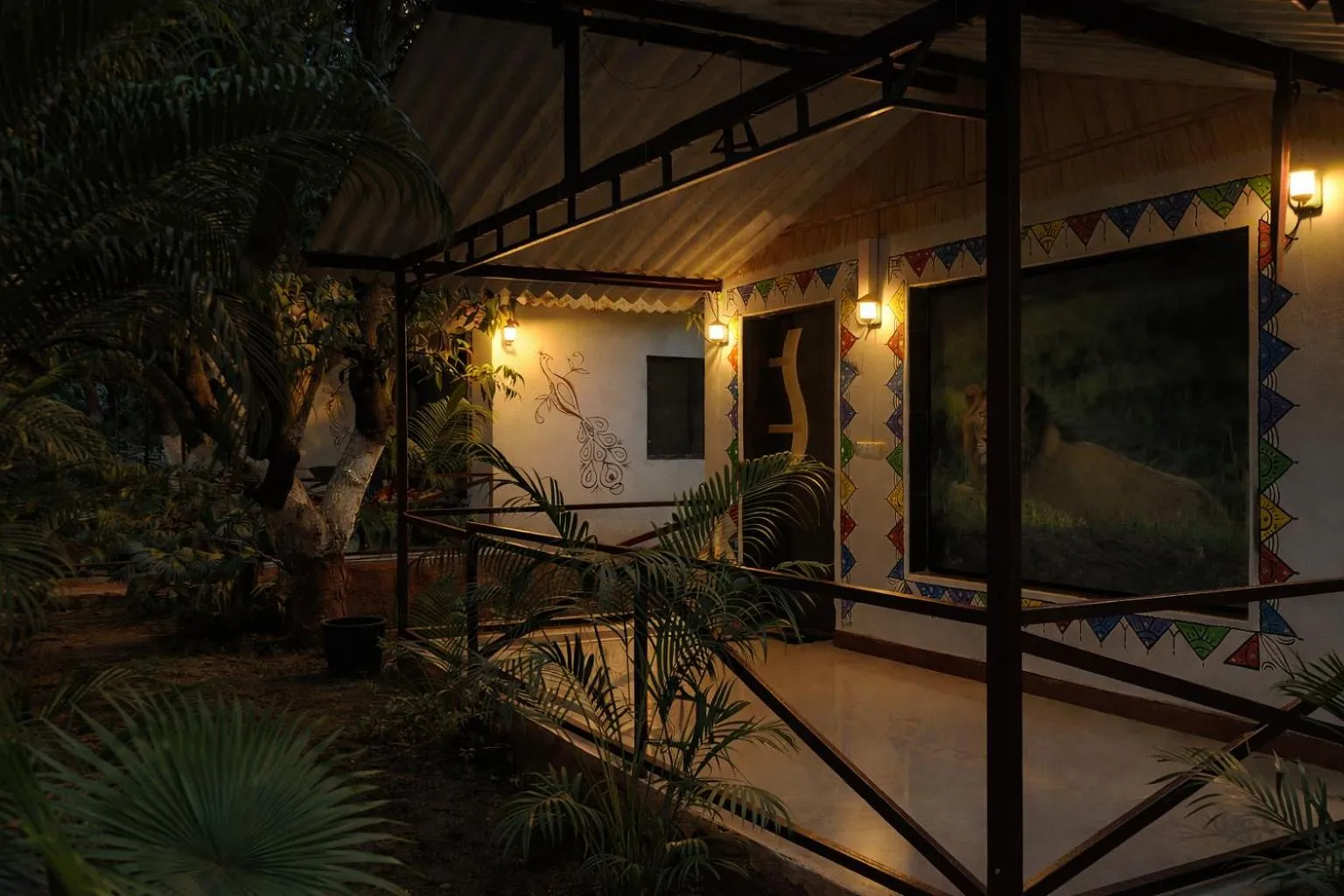 Night in The Wilds Villa Gir Jungle Stay with Swimming Pool