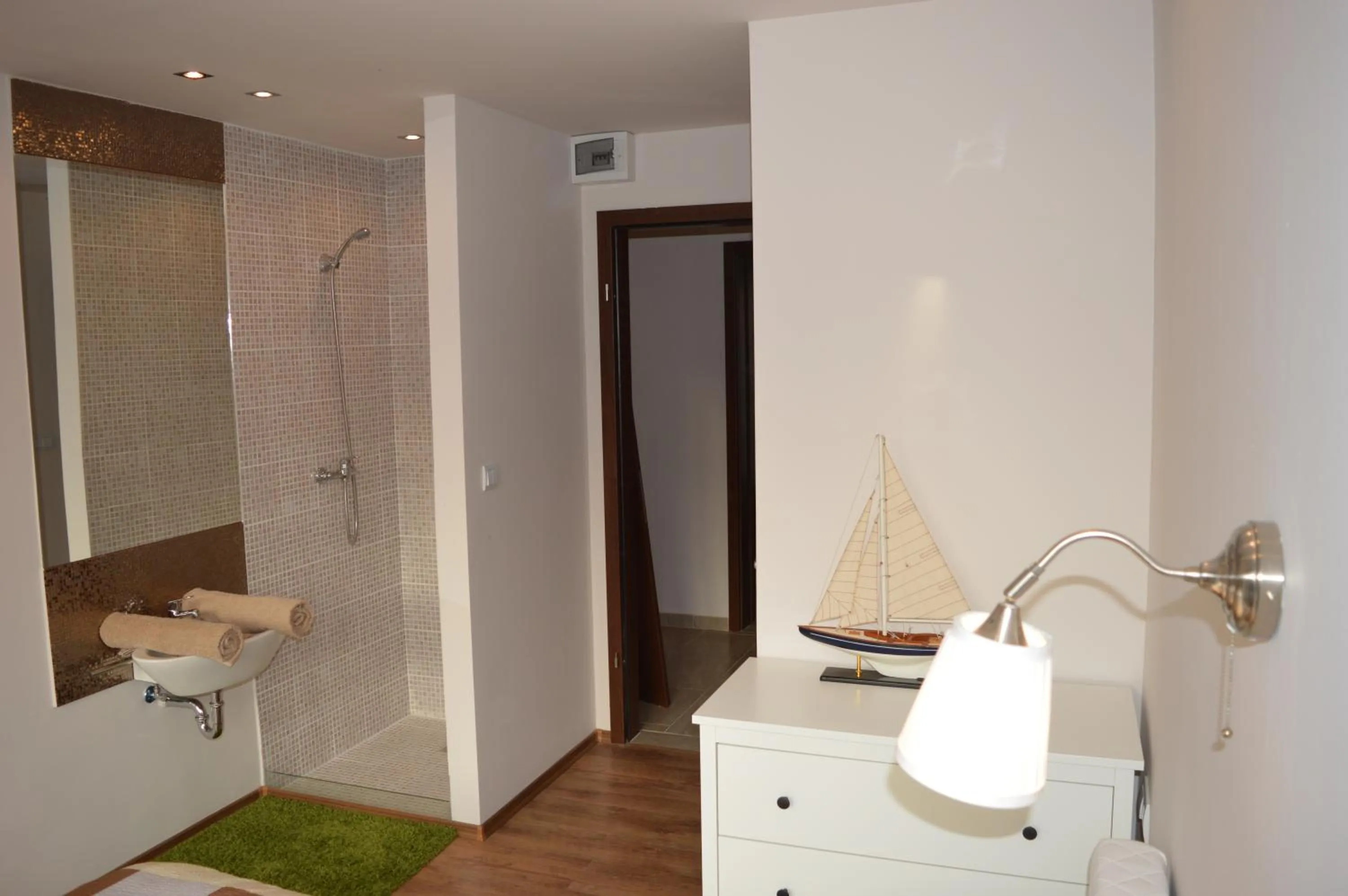 Bedroom in Silver Garden