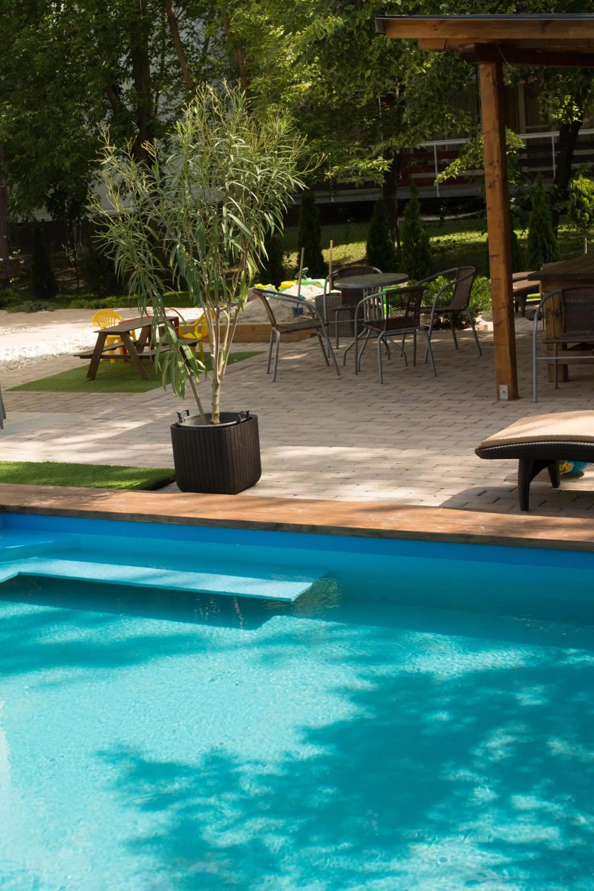 Swimming pool in Silver Garden