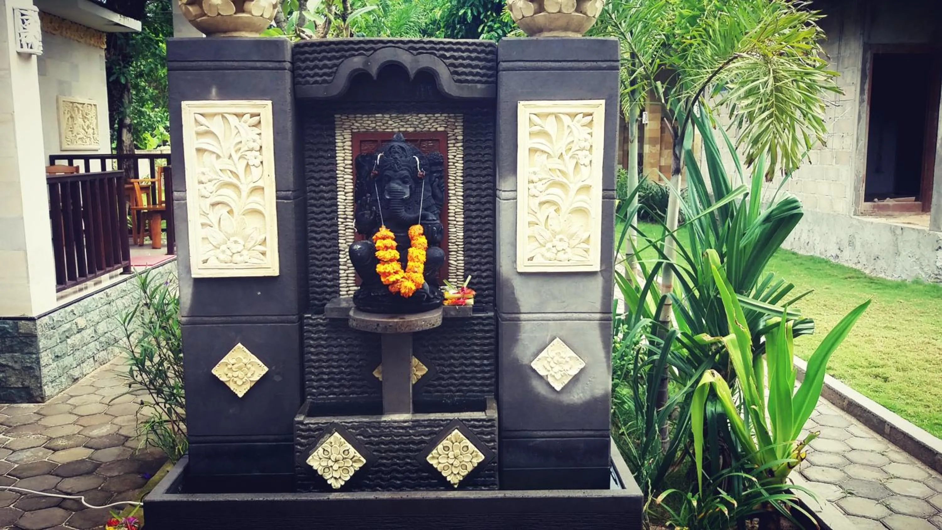 Facade/entrance in Bunutbali Villas88