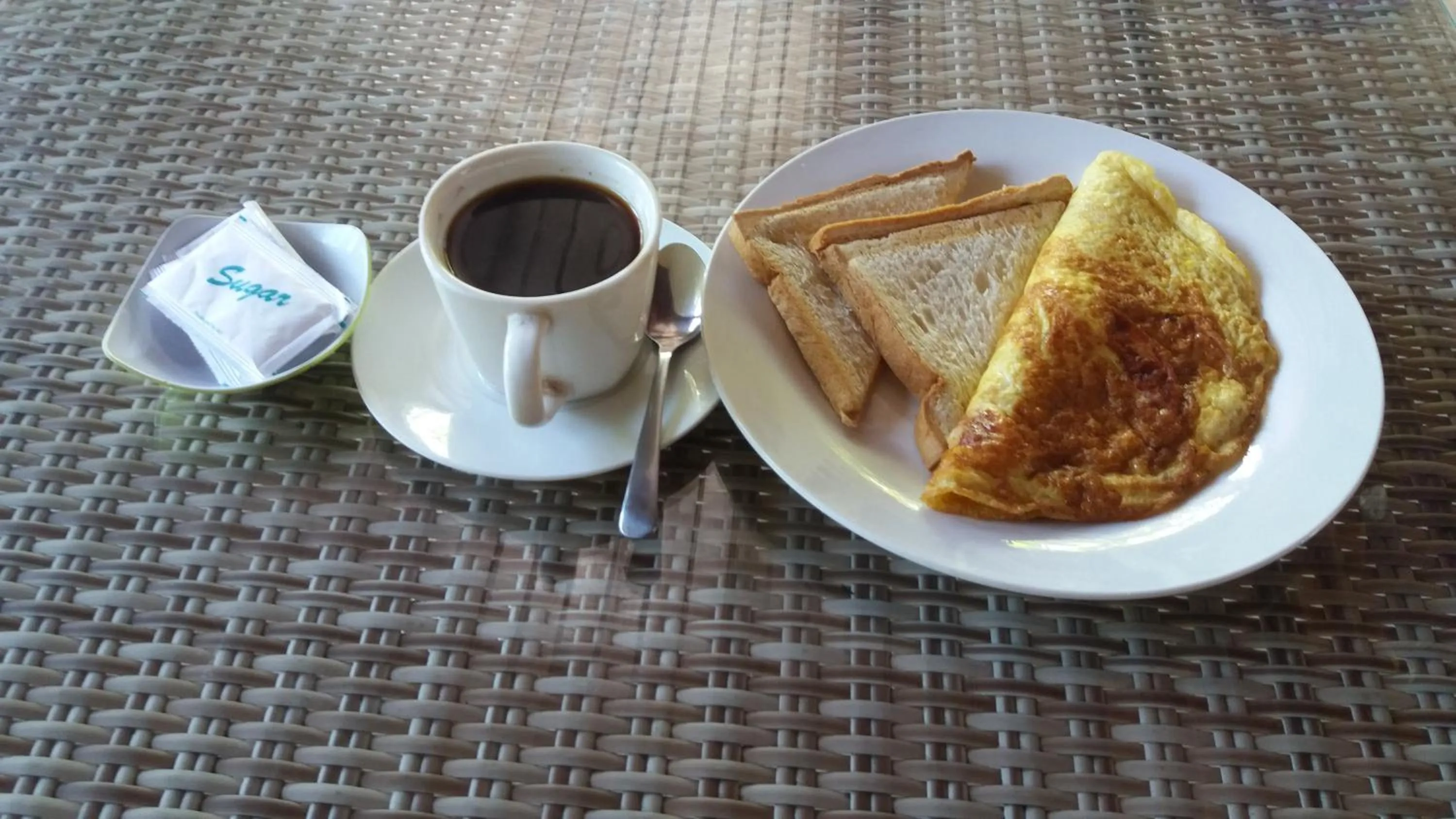 Breakfast in Bunutbali Villas88