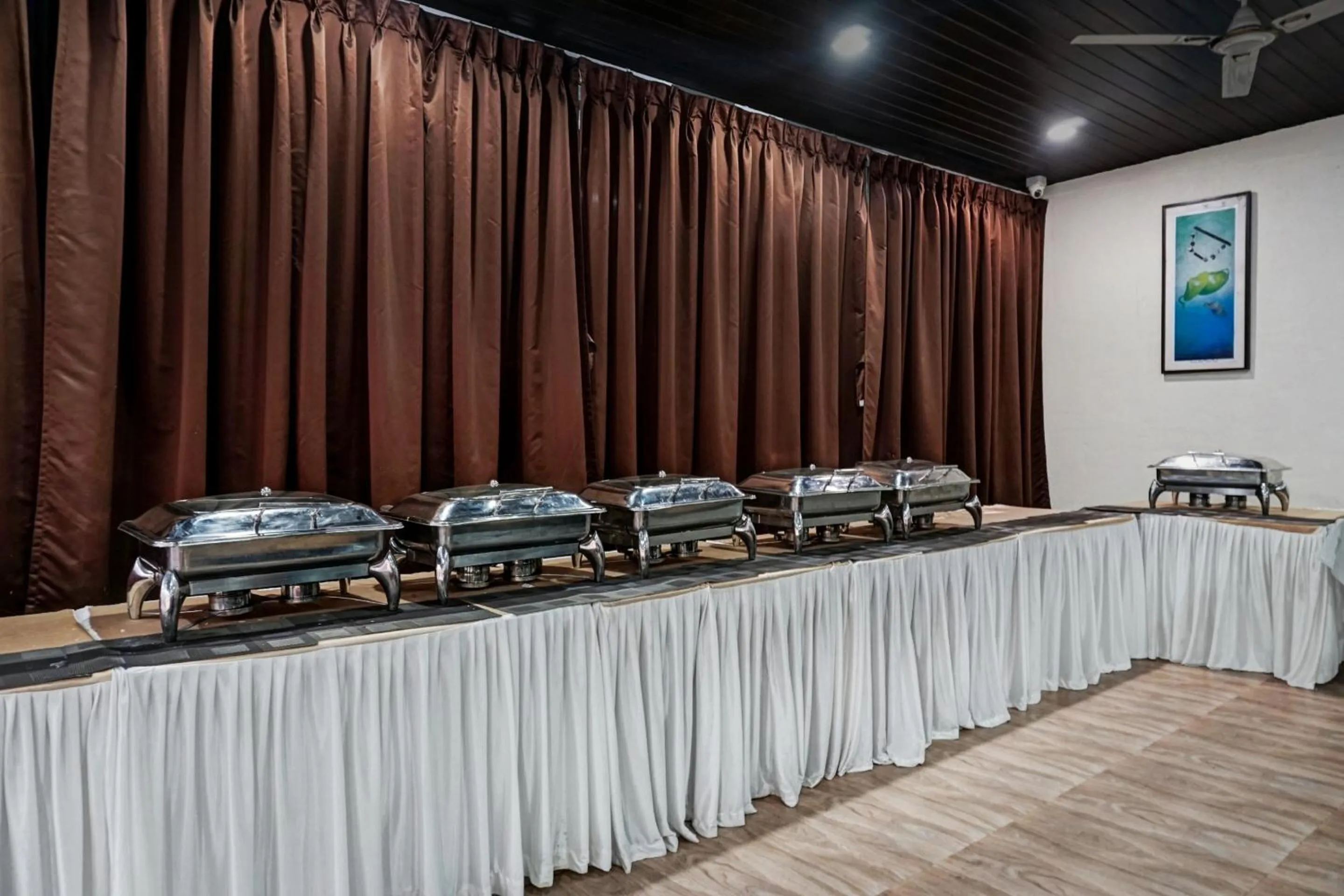 Super Townhouse OAK Hotel Rajmudra