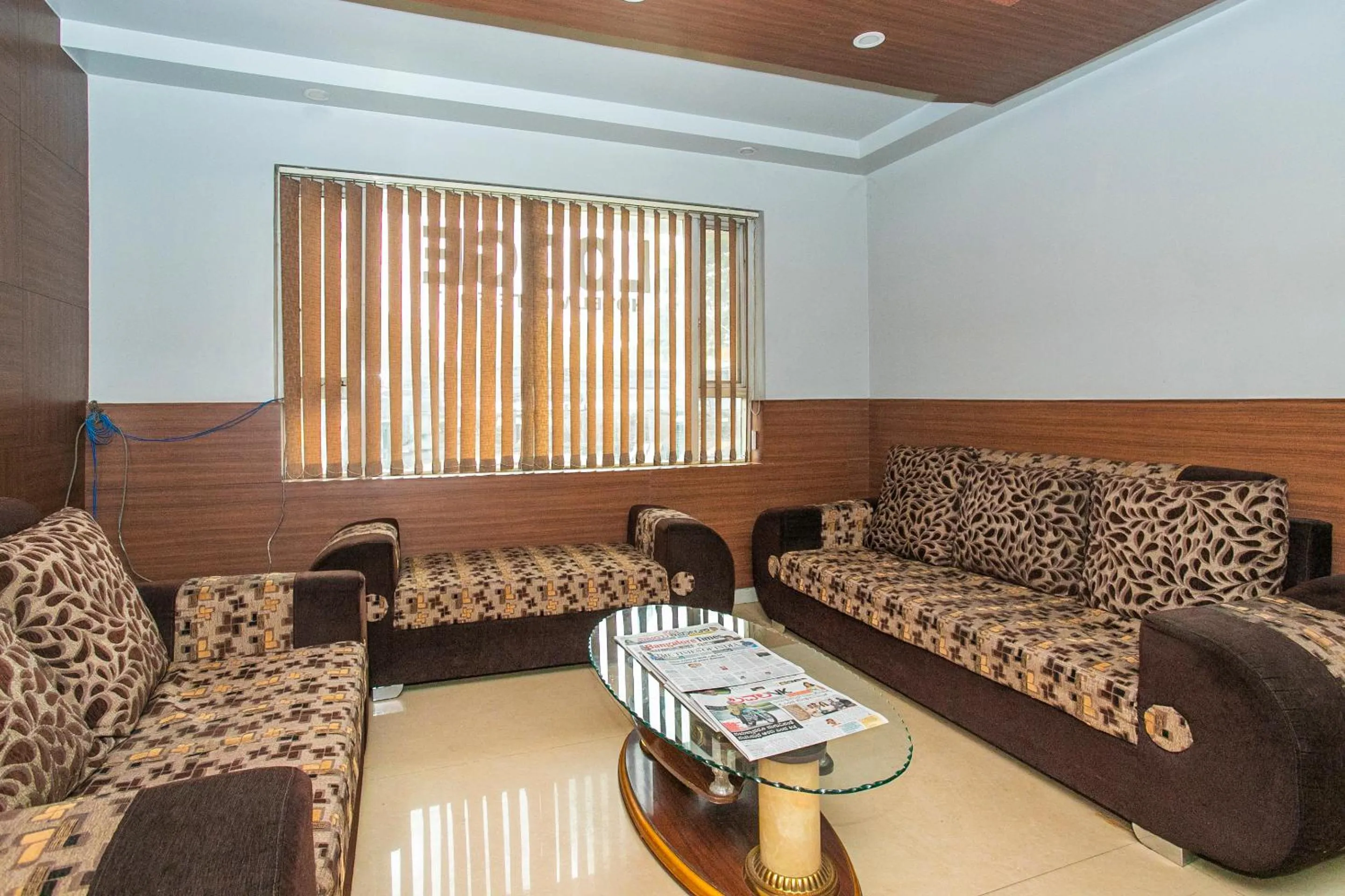 Seating area in Hotel O White Fort Near Lalbagh Botanical Garden
