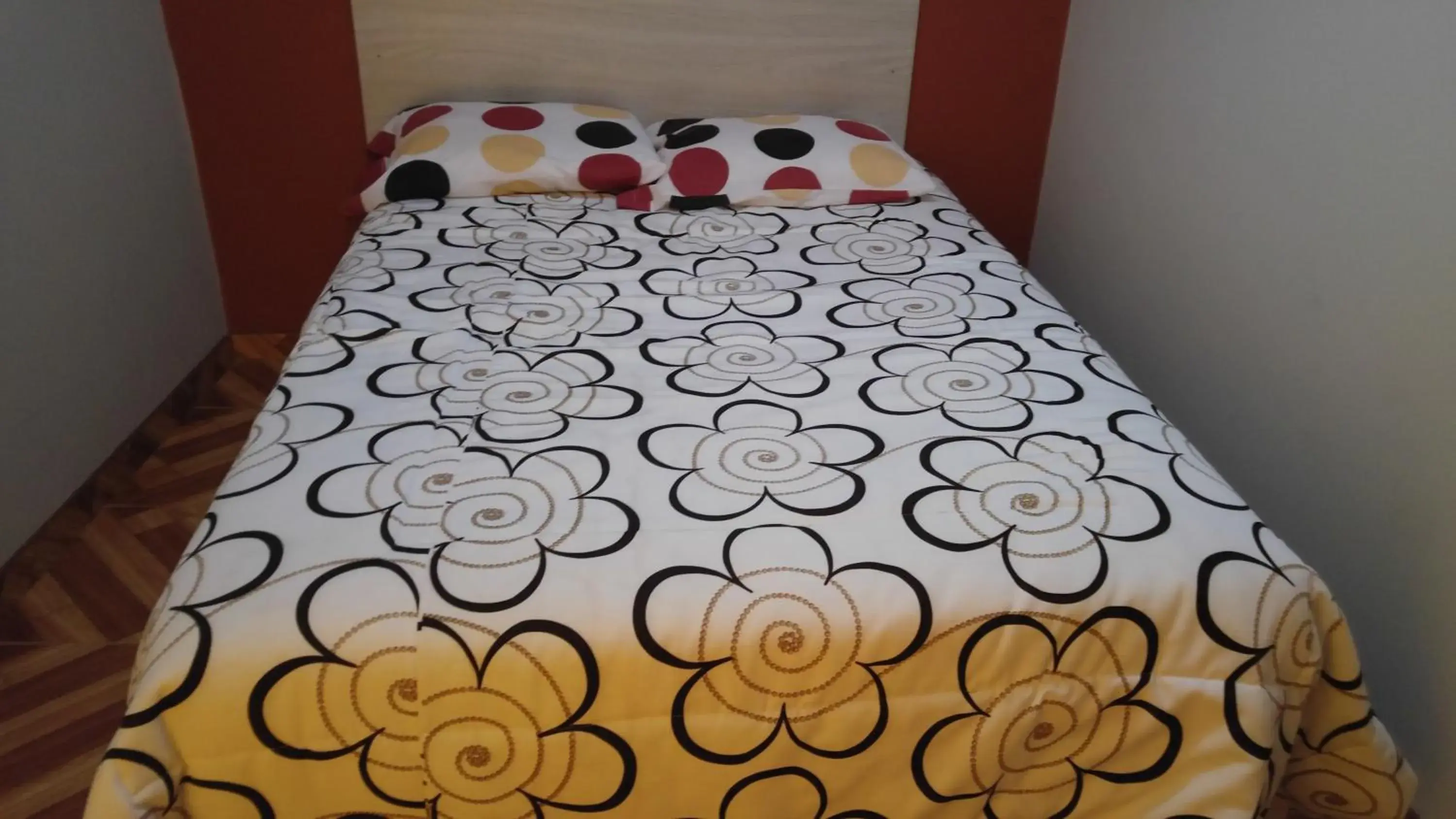 Double Room with Private Bathroom in Arum Qurpawasi Hospedaje Double Room with Private Bathroom in Arum Qurpawasi Hospedaje