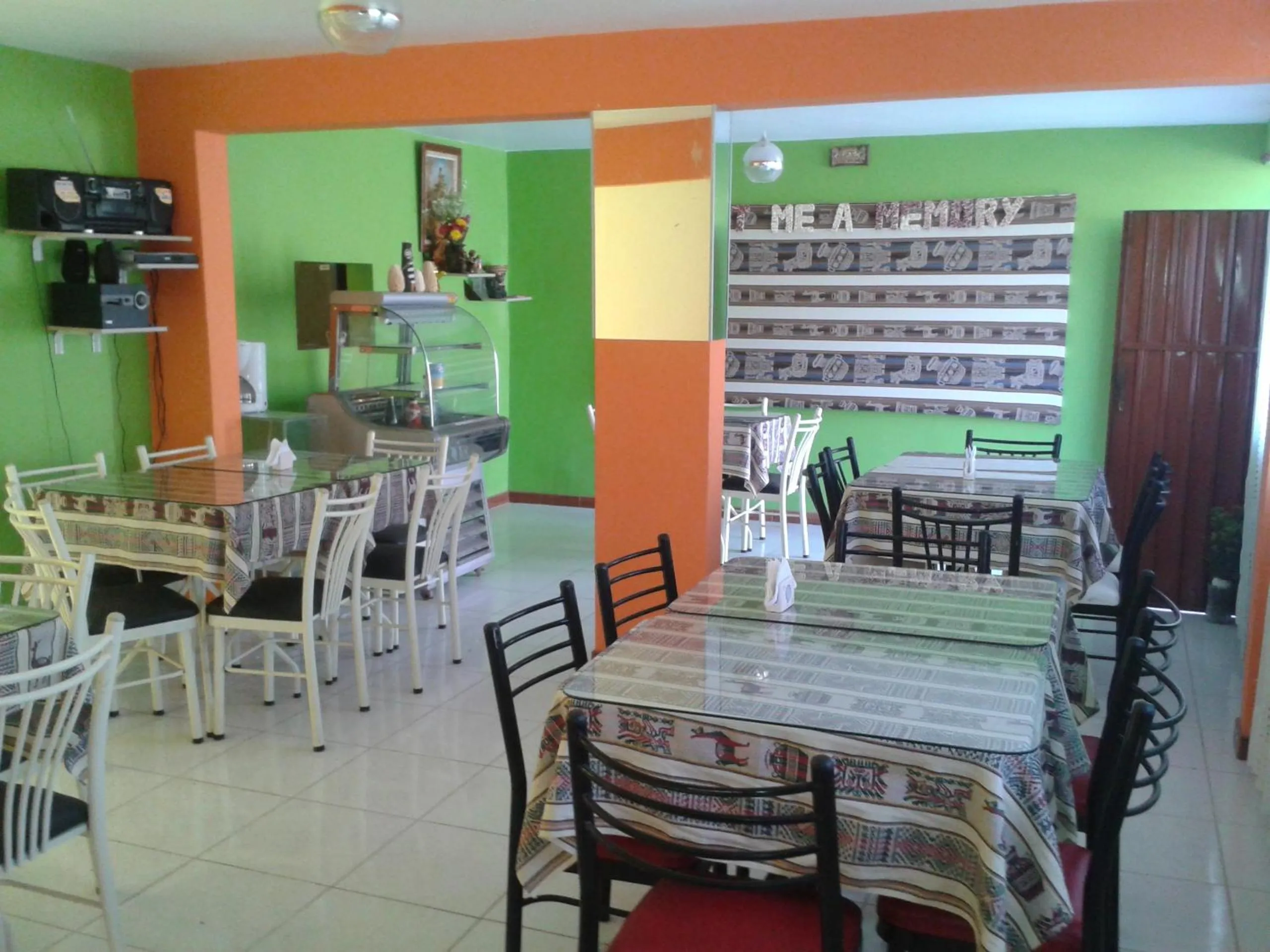 Food and drinks in Arum Qurpawasi Hospedaje