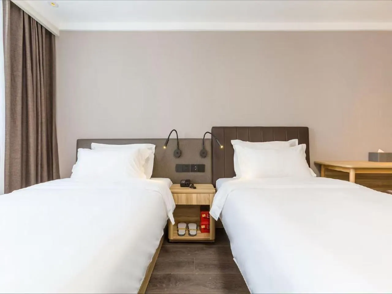 Bed in Hanting Hotel Beijing Wudaokou Tsinghua Park