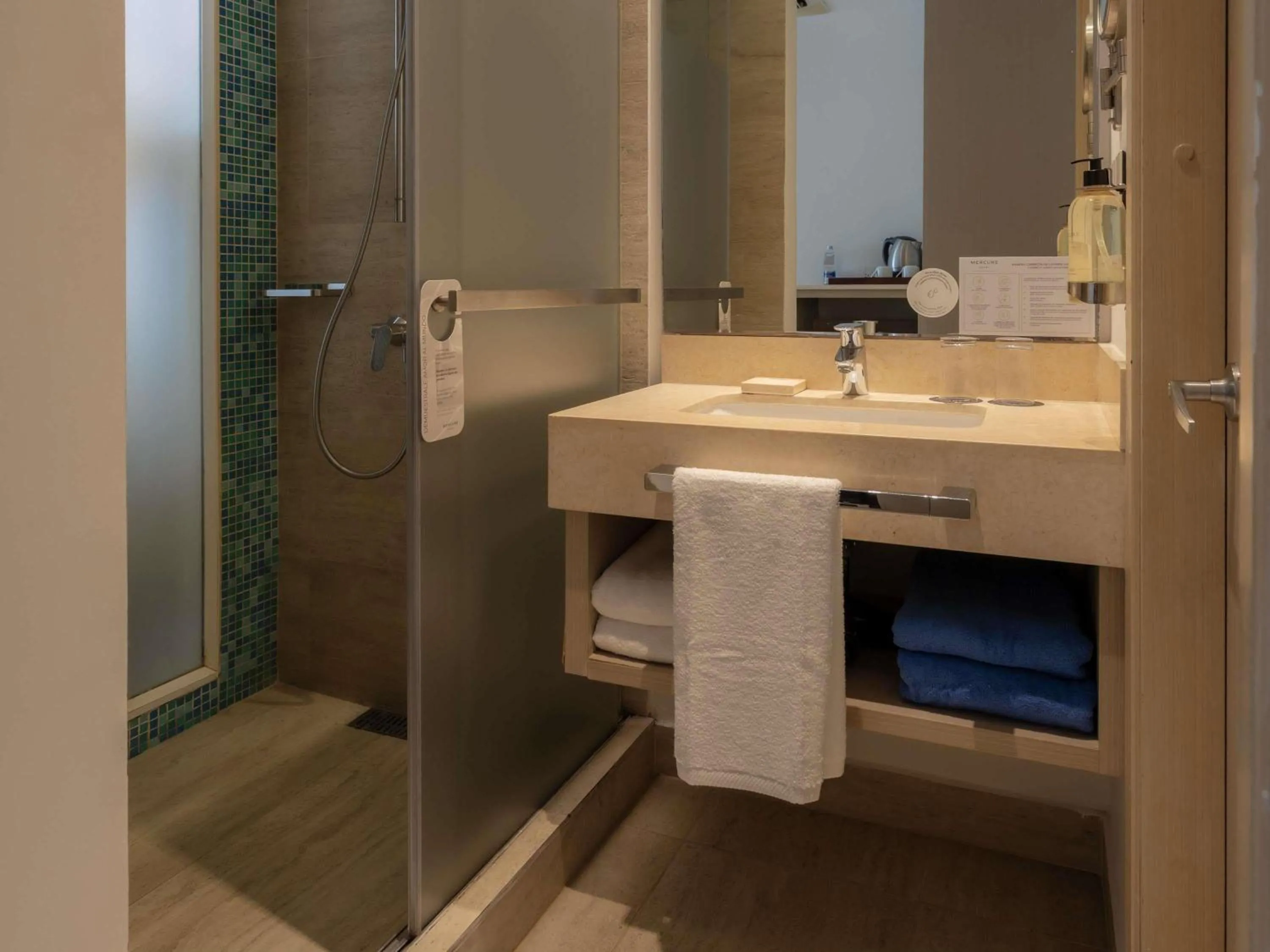 Bedroom in Mercure Santa Marta Emile