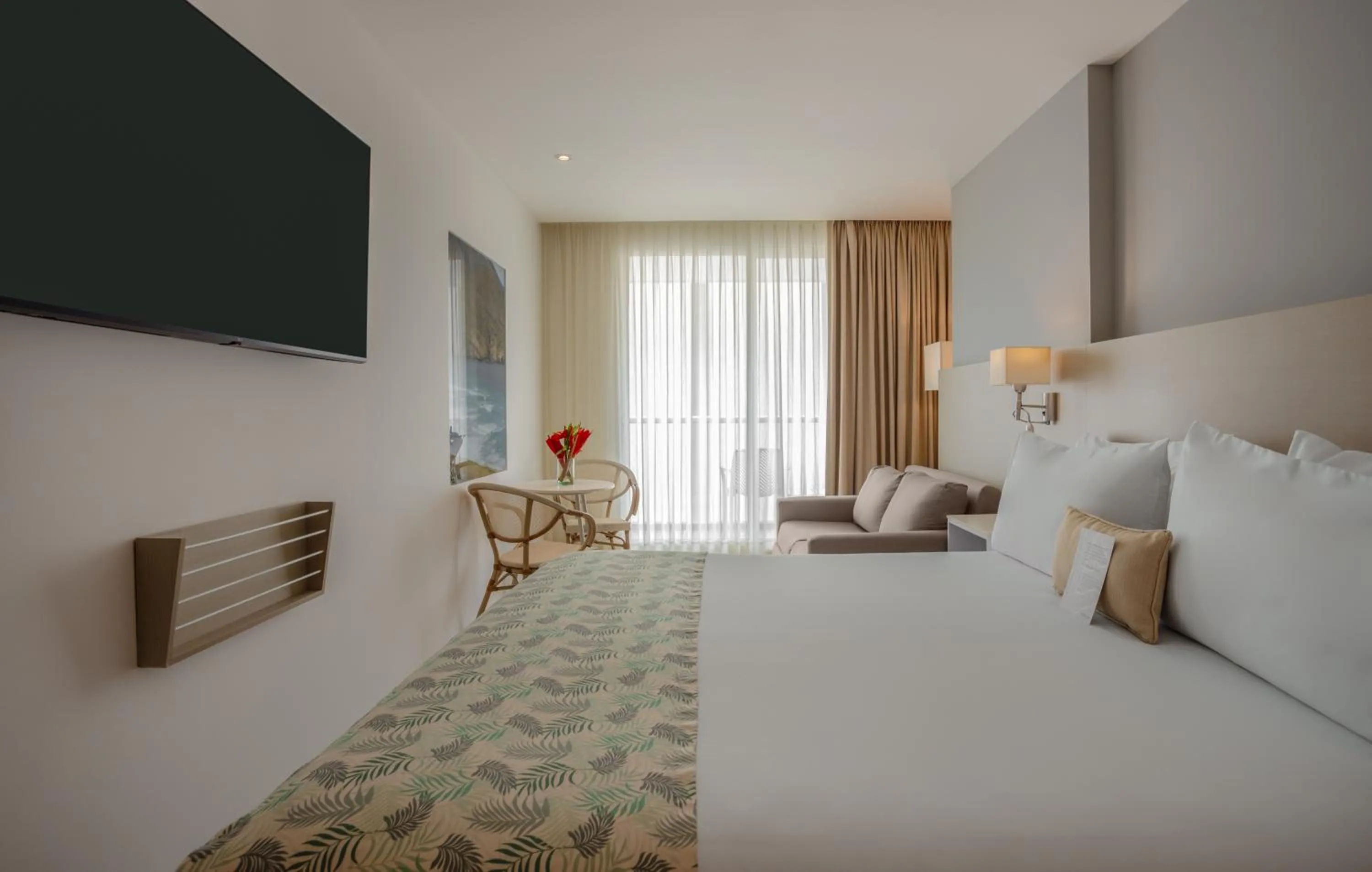 Bedroom, Bed in Mercure Santa Marta Emile