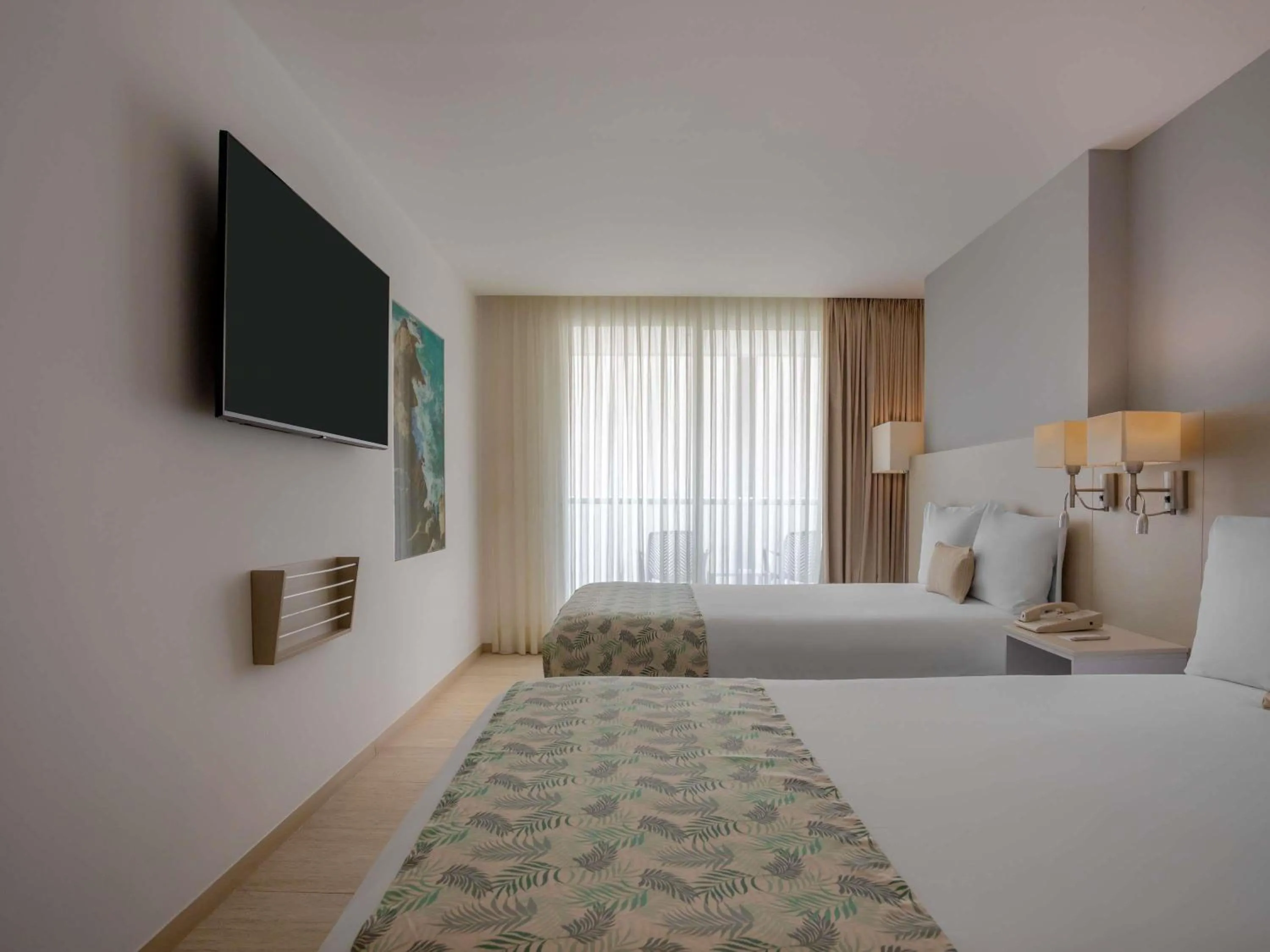 Bedroom, Bed in Mercure Santa Marta Emile