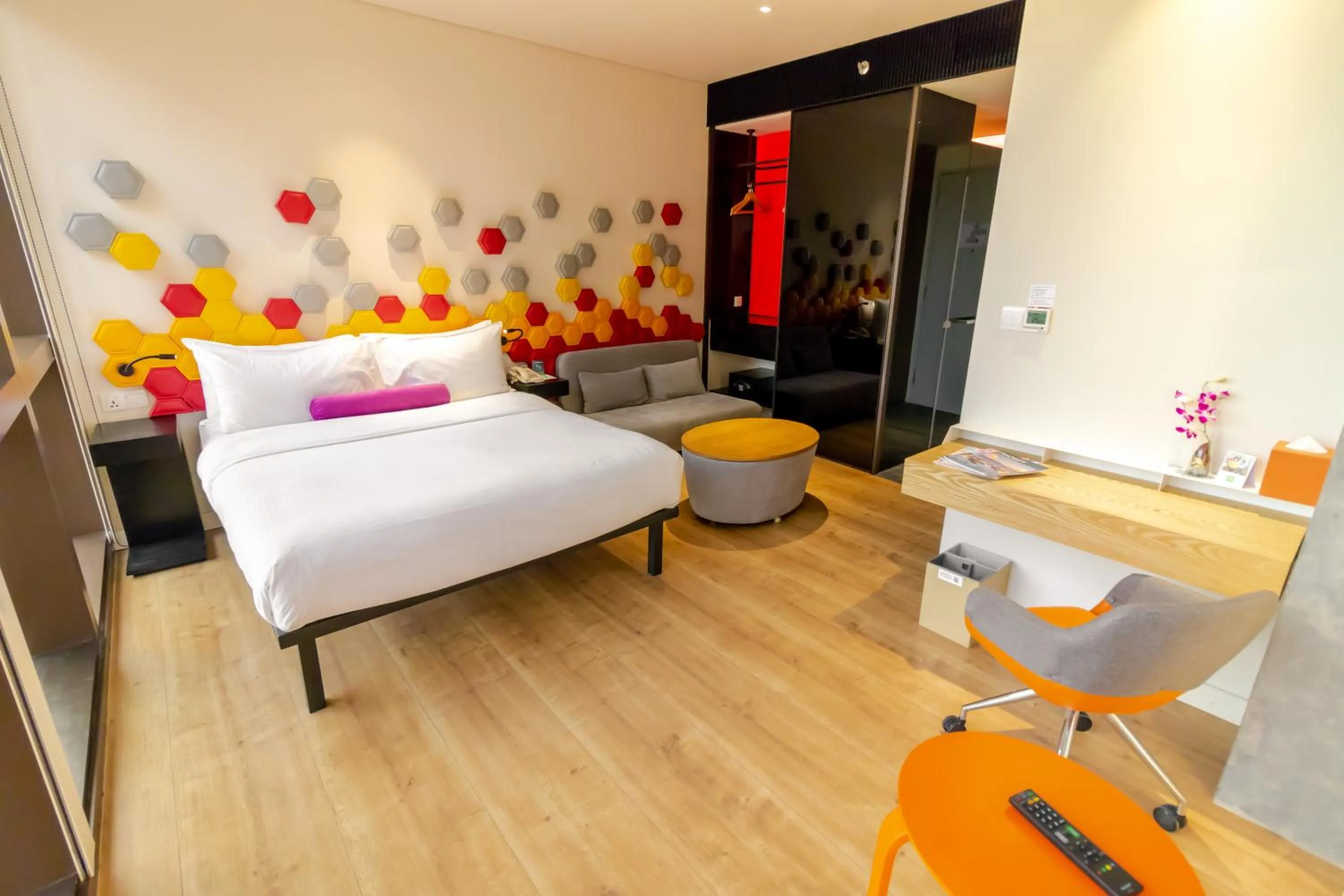 Bed in Ibis Styles Singapore On Macpherson