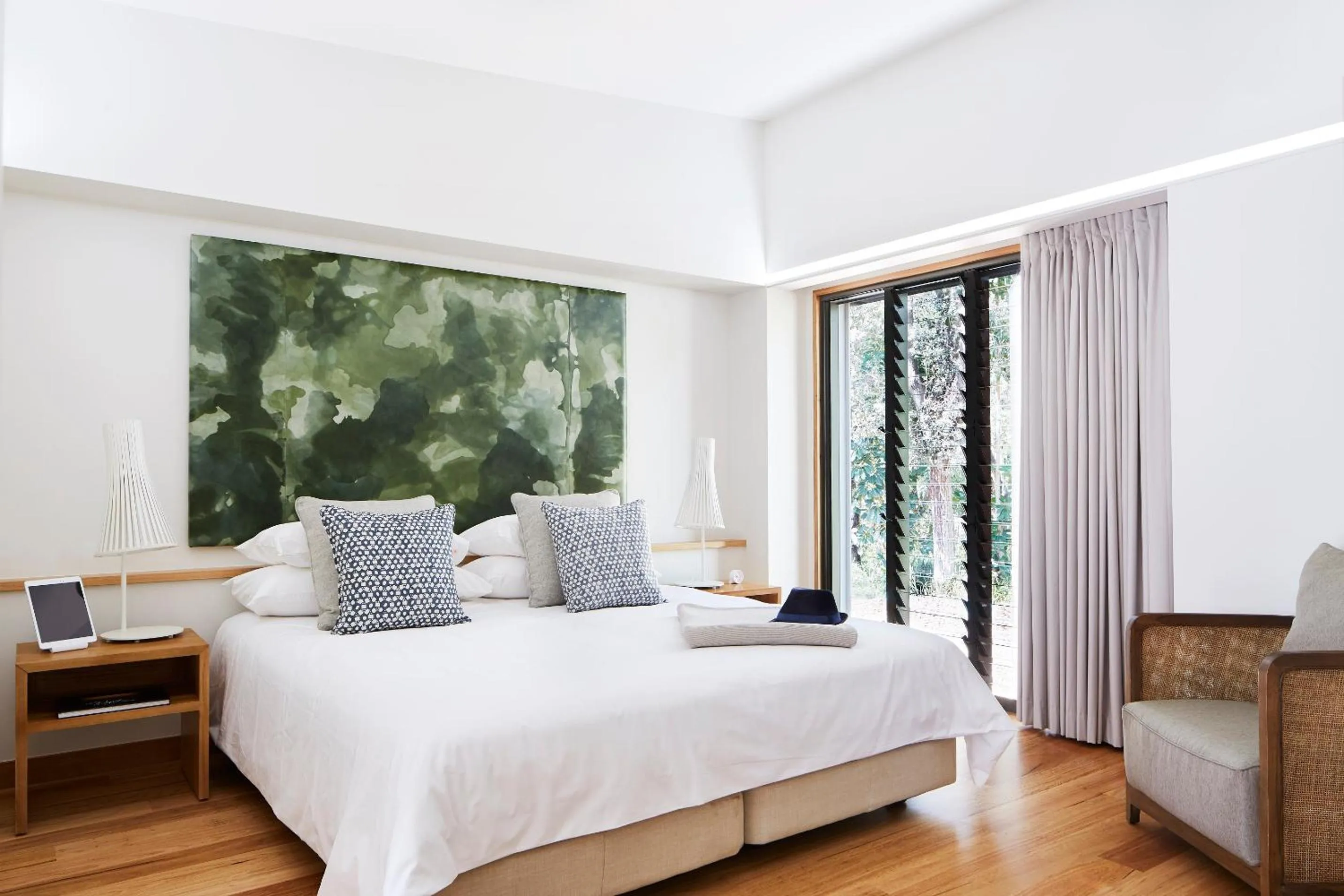 Bedroom, Bed in Elements Of Byron