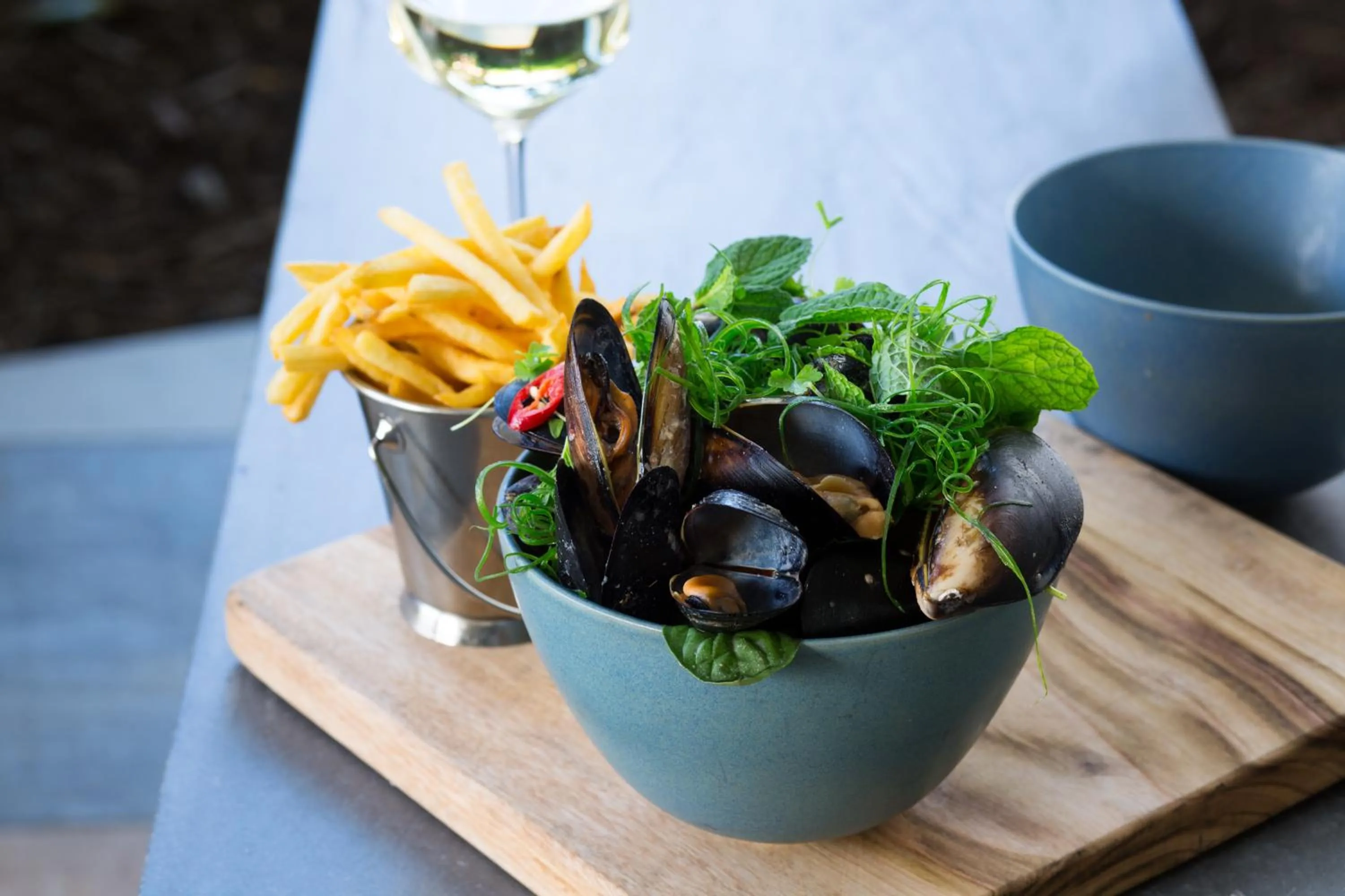 Food and drinks in Elements Of Byron