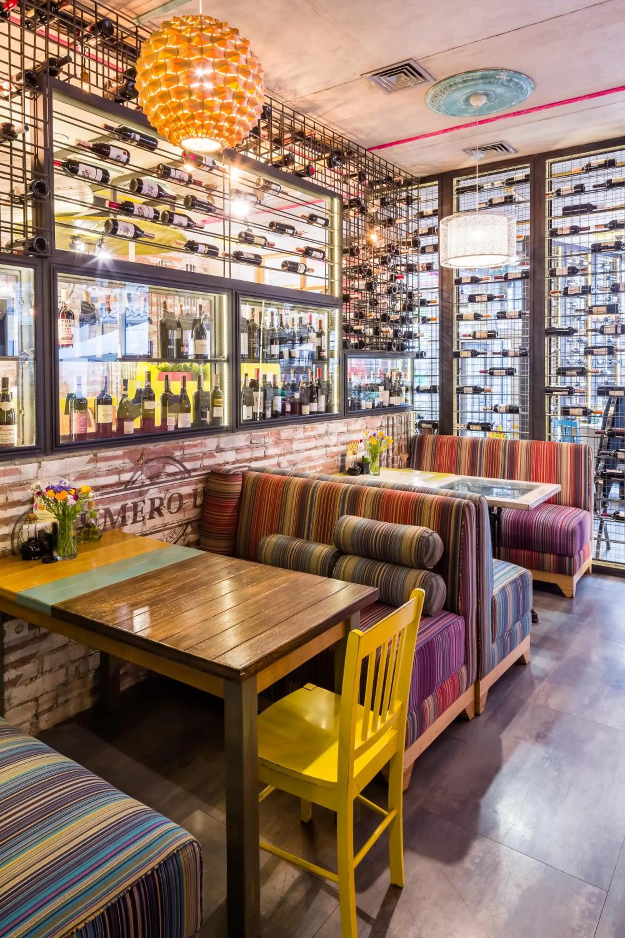 Restaurant/places to eat in Ibis Styles Lviv Center