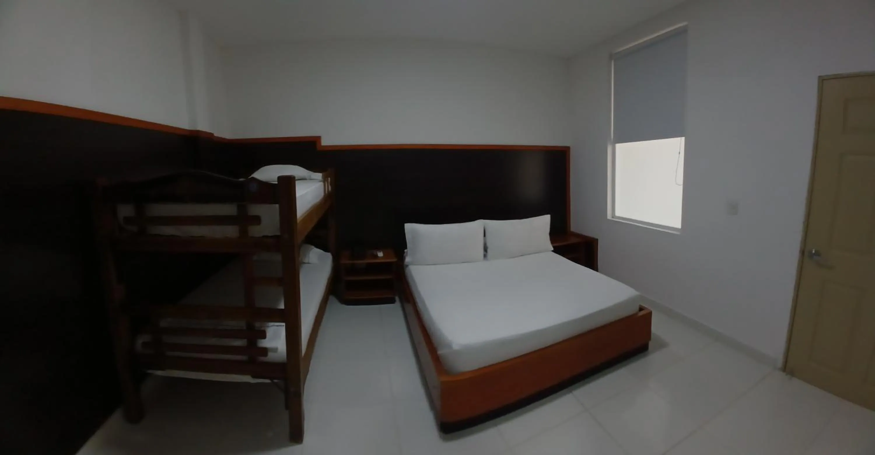 Bathroom, Bed in Hotel Boutique High Park