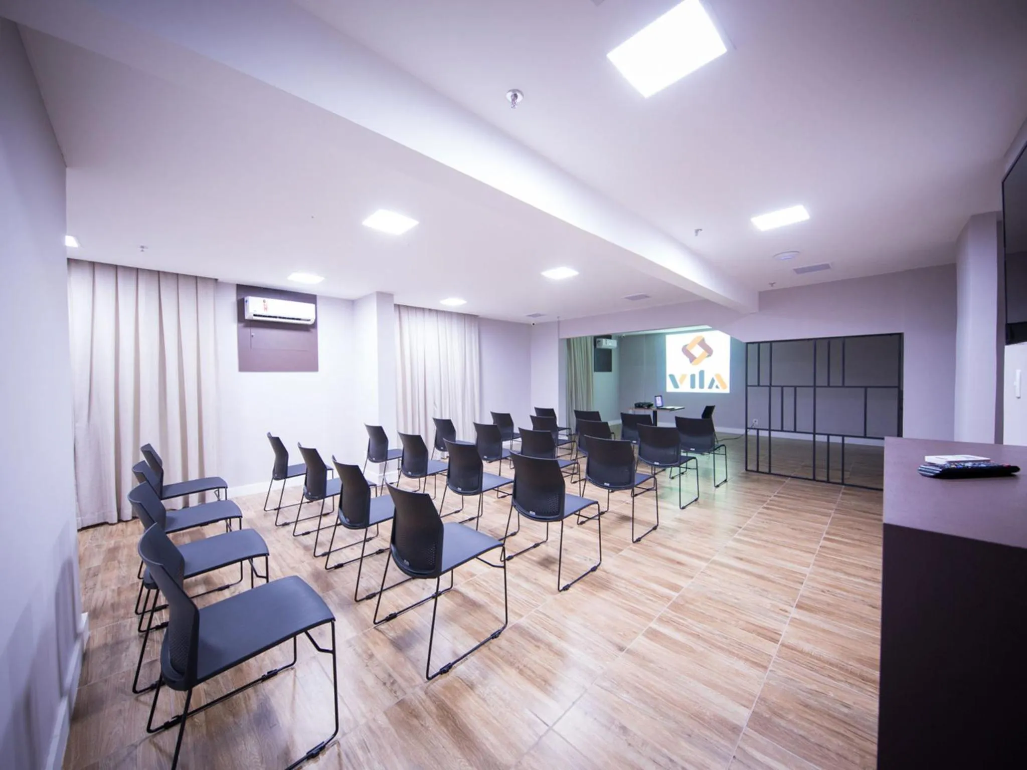 Meeting/conference room in Vila Business Hotel