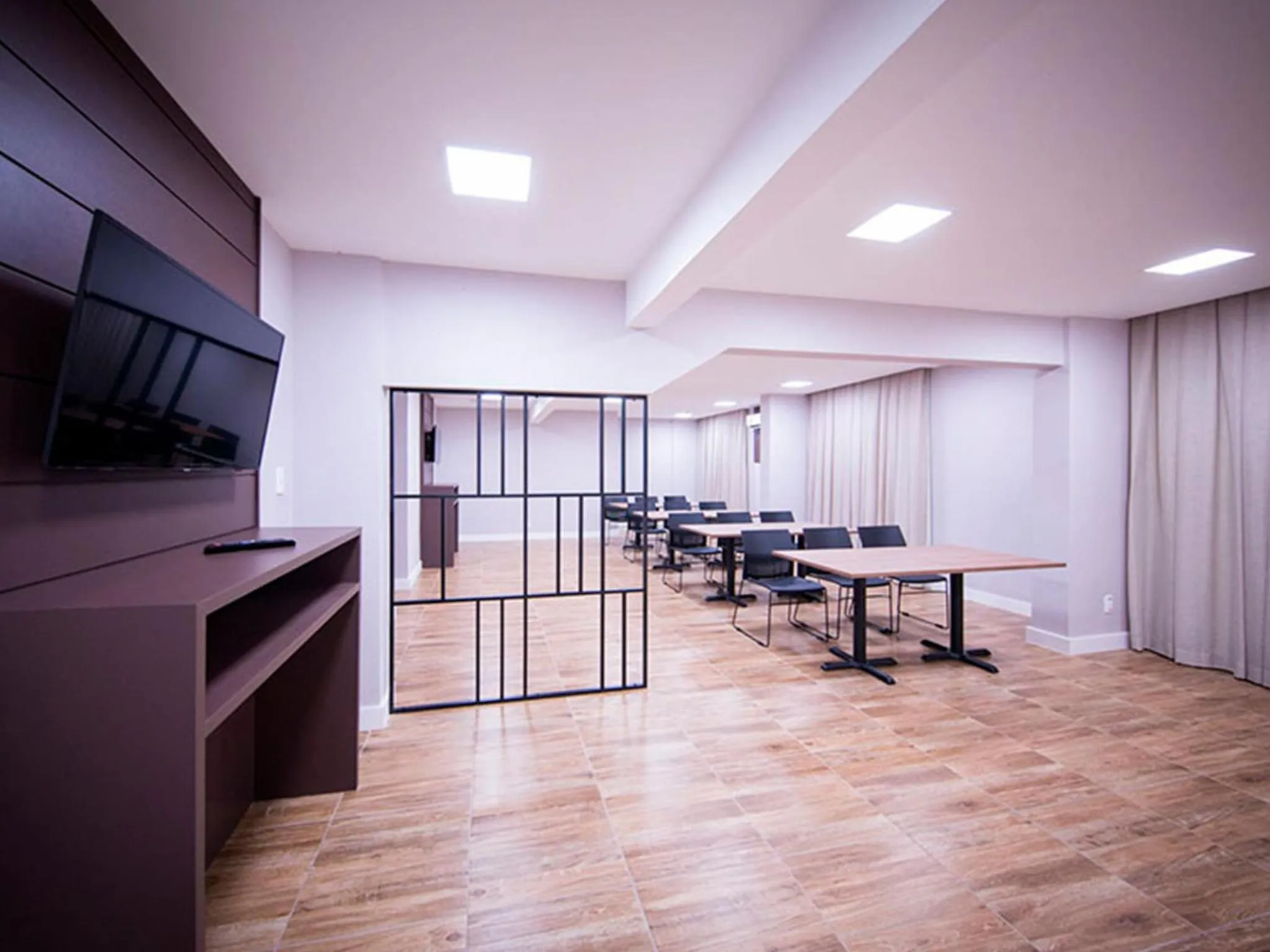 Meeting/conference room in Vila Business Hotel