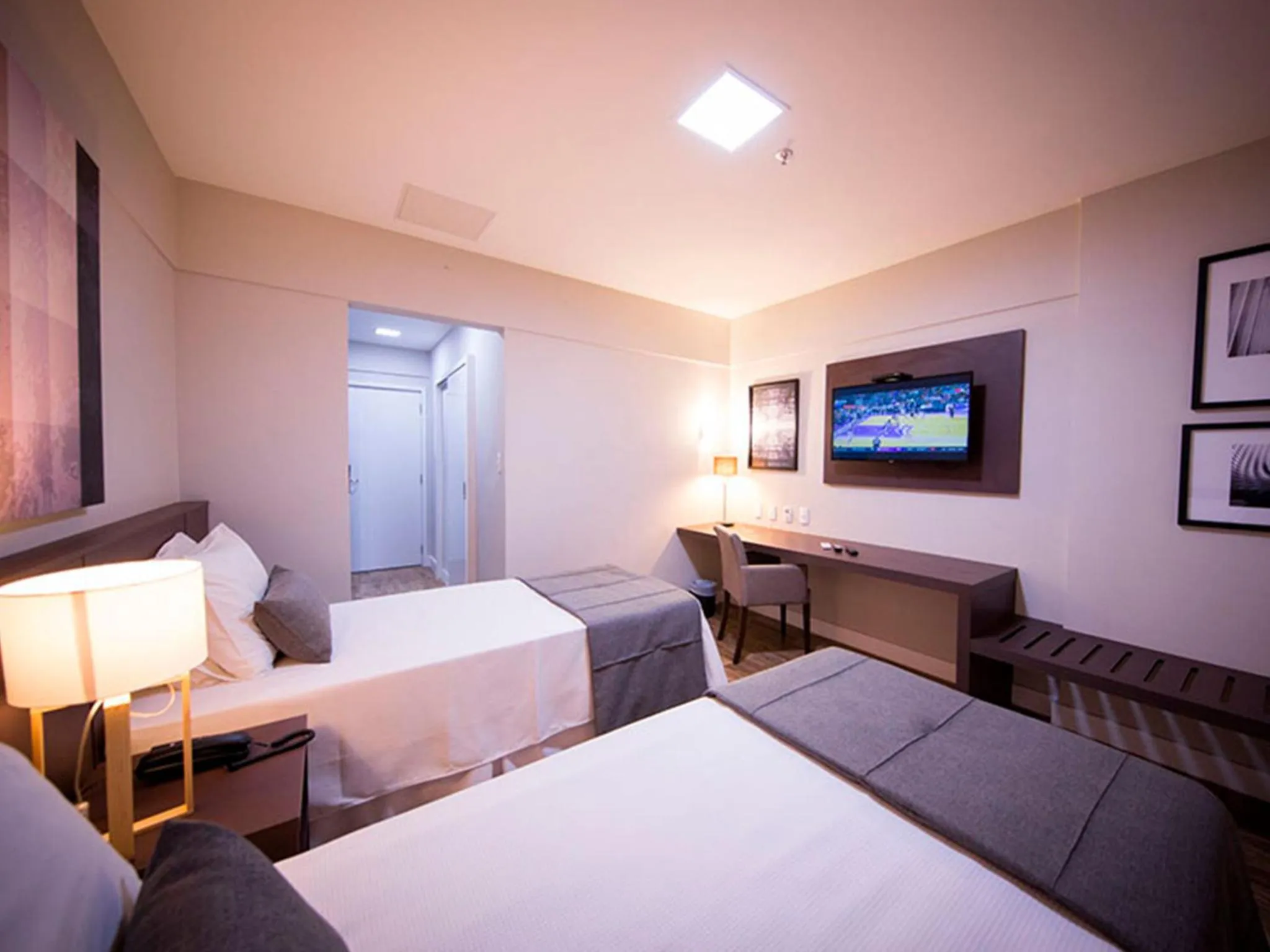 Bed in Vila Business Hotel