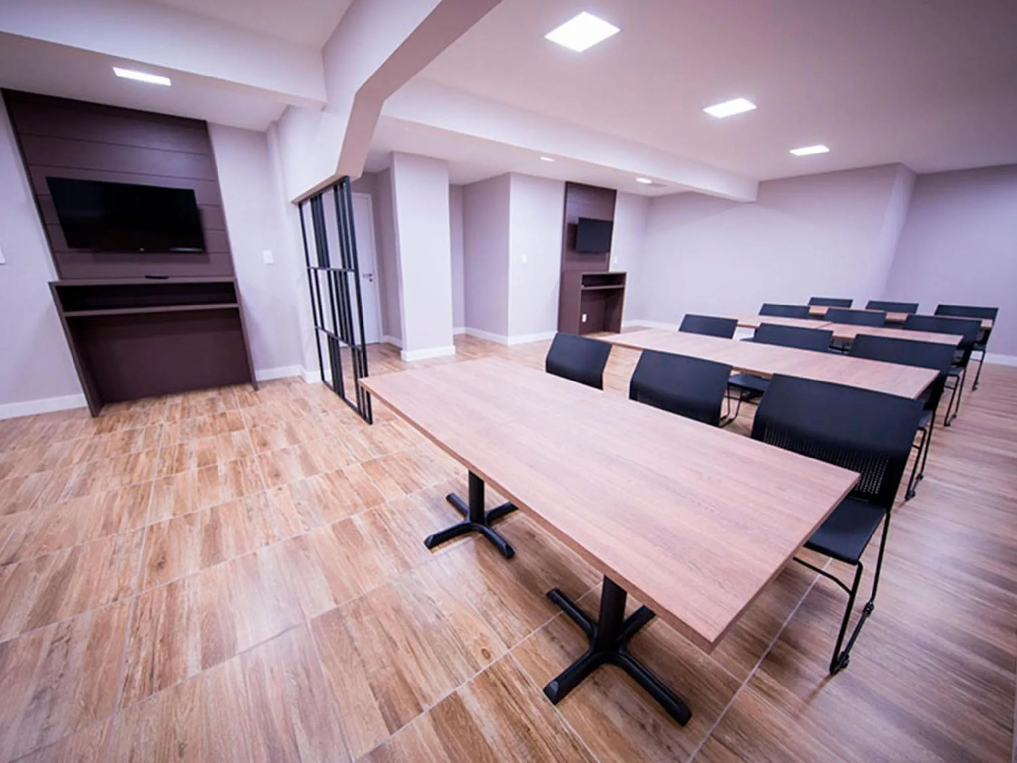 Meeting/conference room in Vila Business Hotel