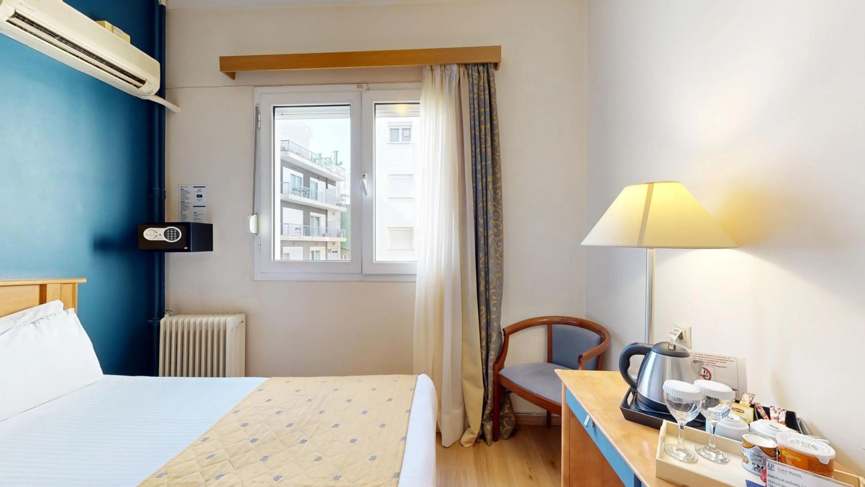 Bedroom, Bed in Lucy Hotel