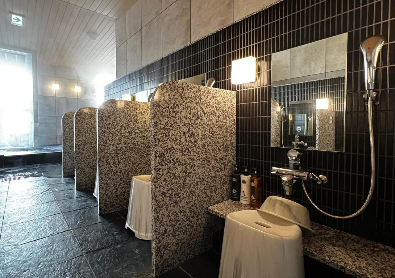 Shower in APA Hotel Shinagawa Sengakuji Ekimae