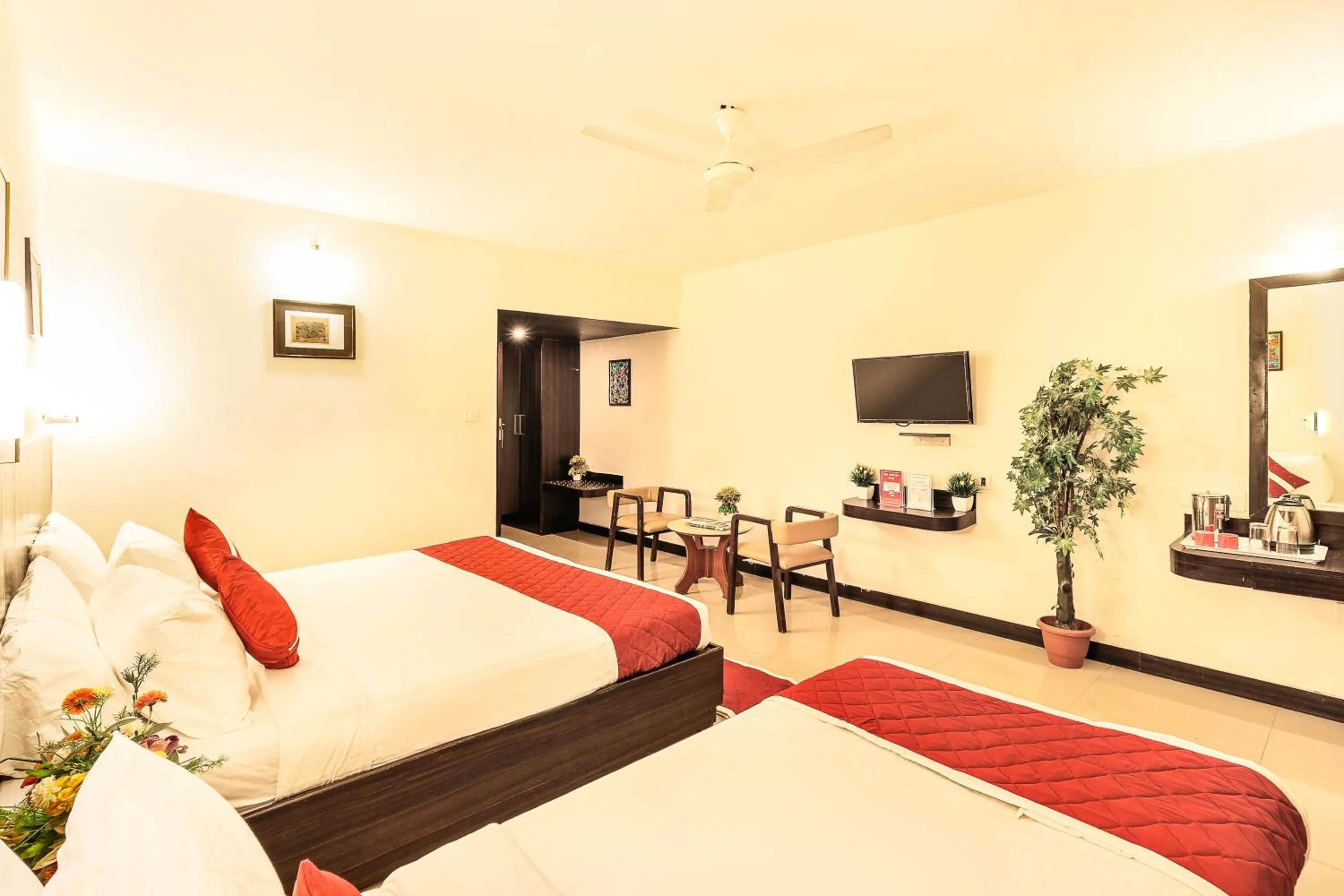 Photo of the whole room, Bed in Octave Himalaya Monarch