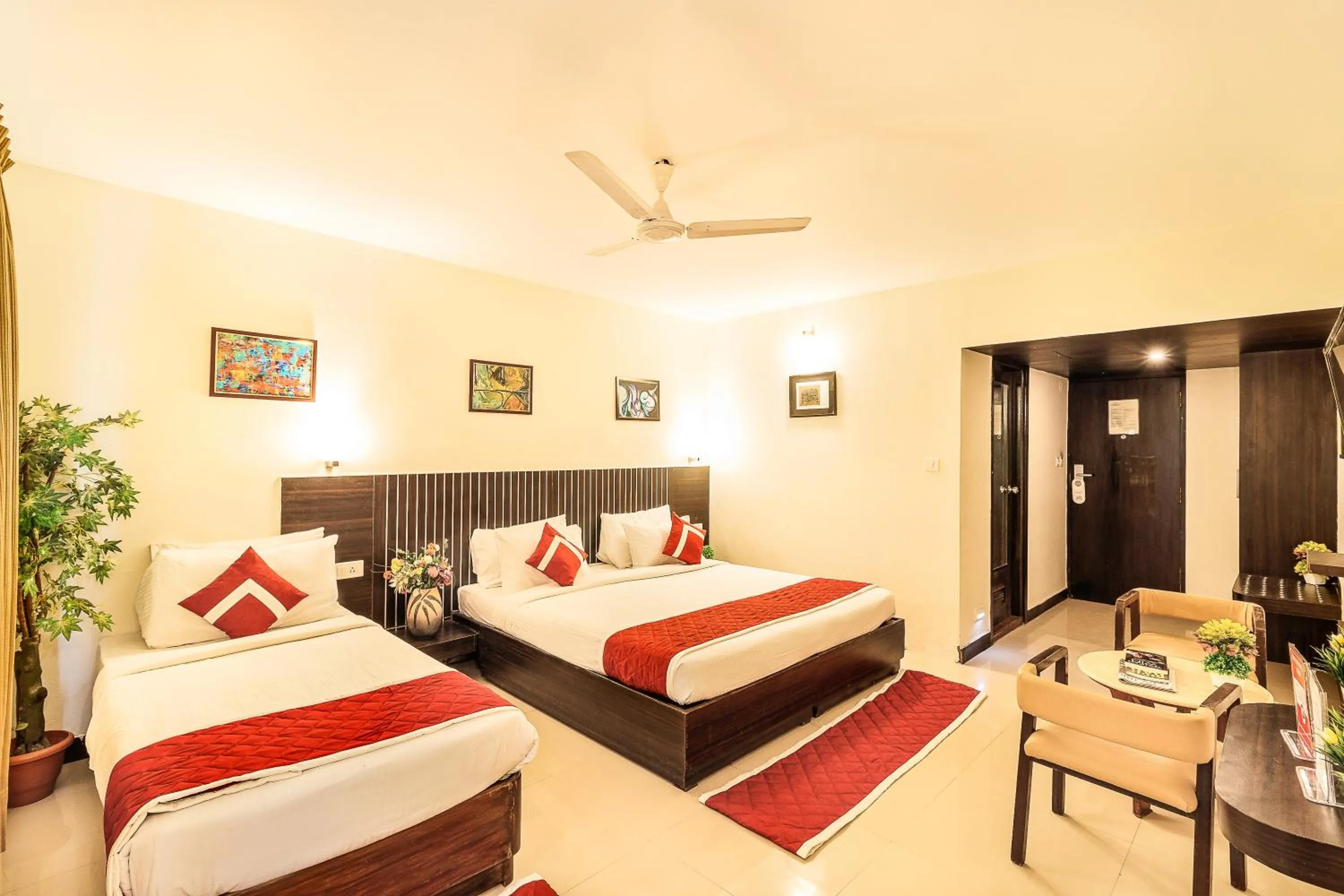 Photo of the whole room, Bed in Octave Himalaya Monarch