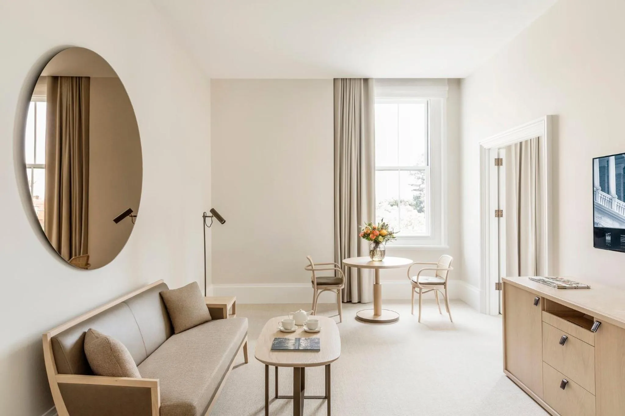 Bedroom in COMO The Treasury