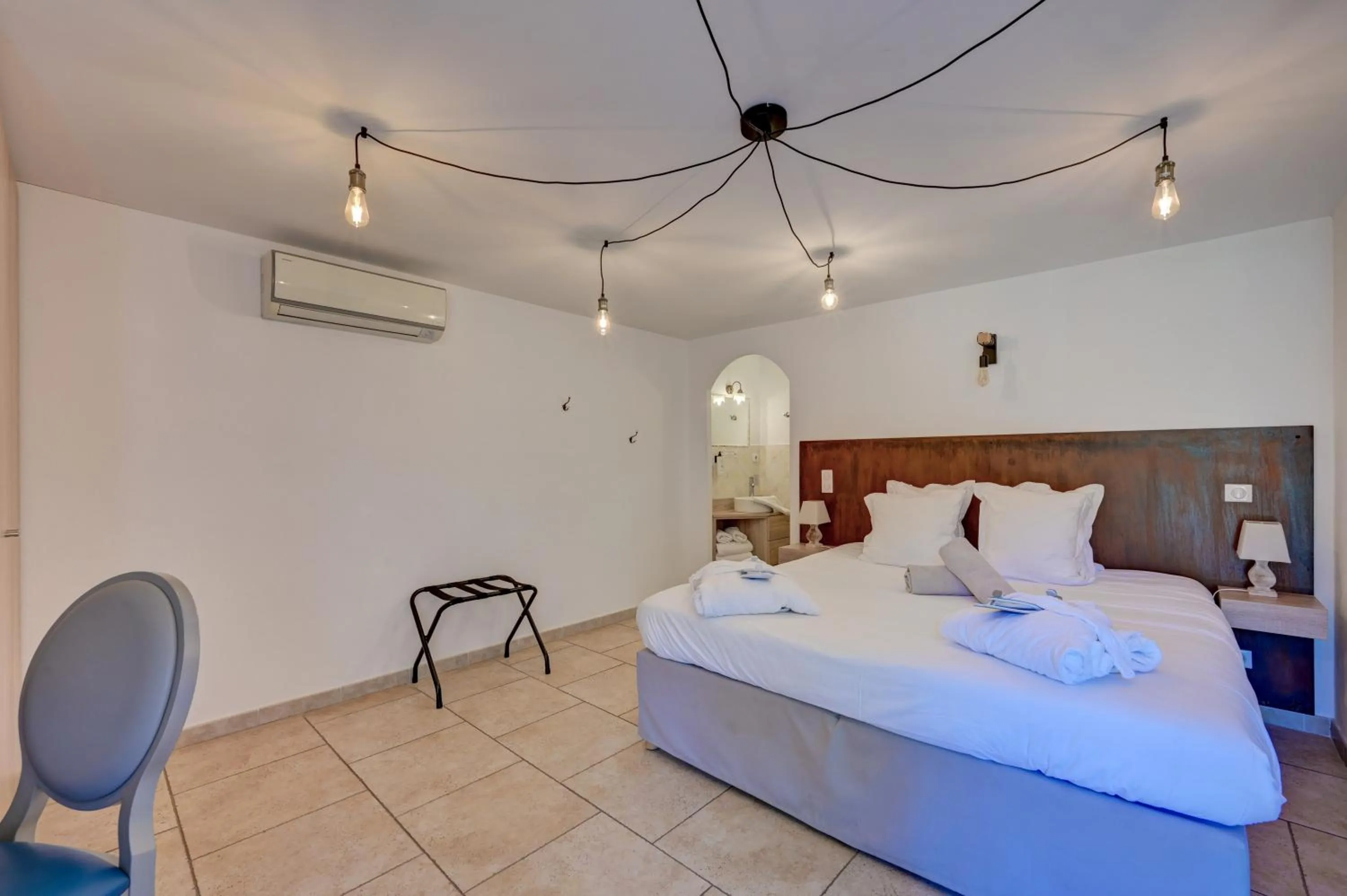 Photo of the whole room, Bed in Clos Saint-Michel Resort & Spa