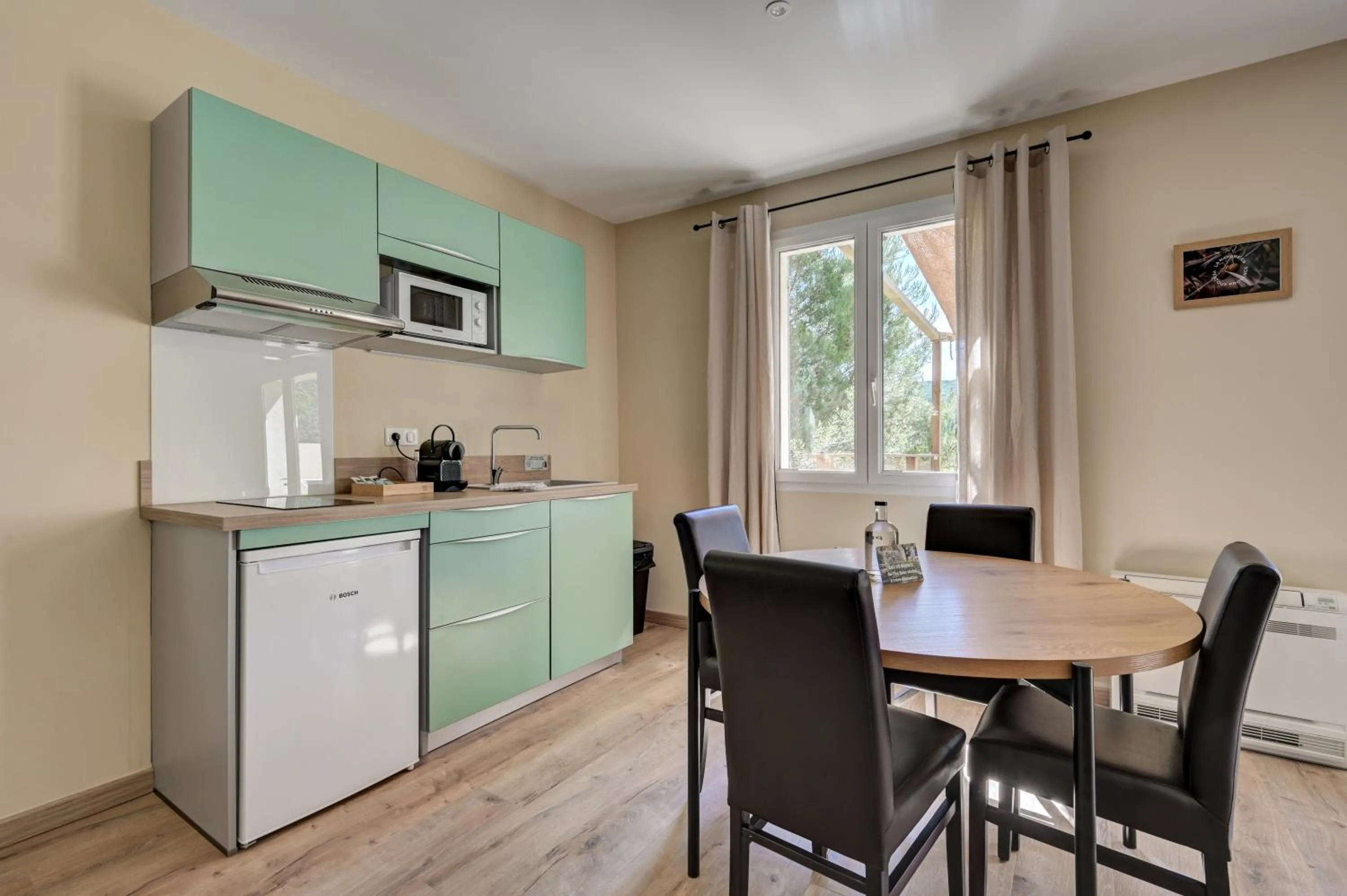 Dining area in Clos Saint-Michel Resort & Spa