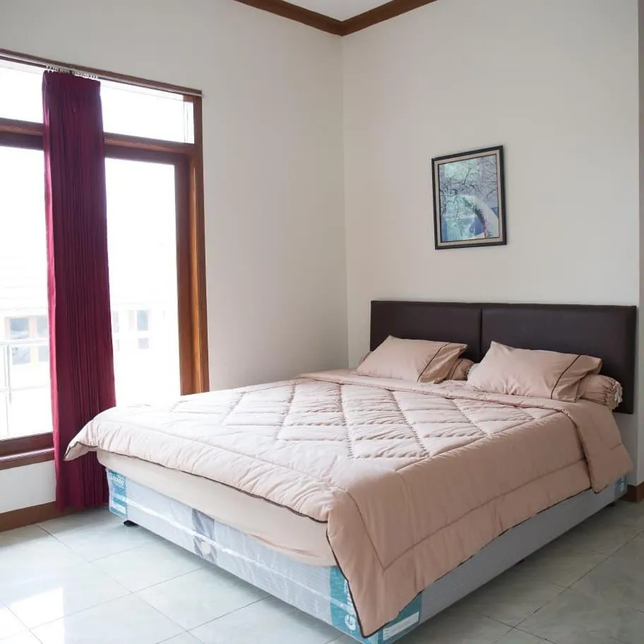 Bedroom, Bed in Villa Tjokro