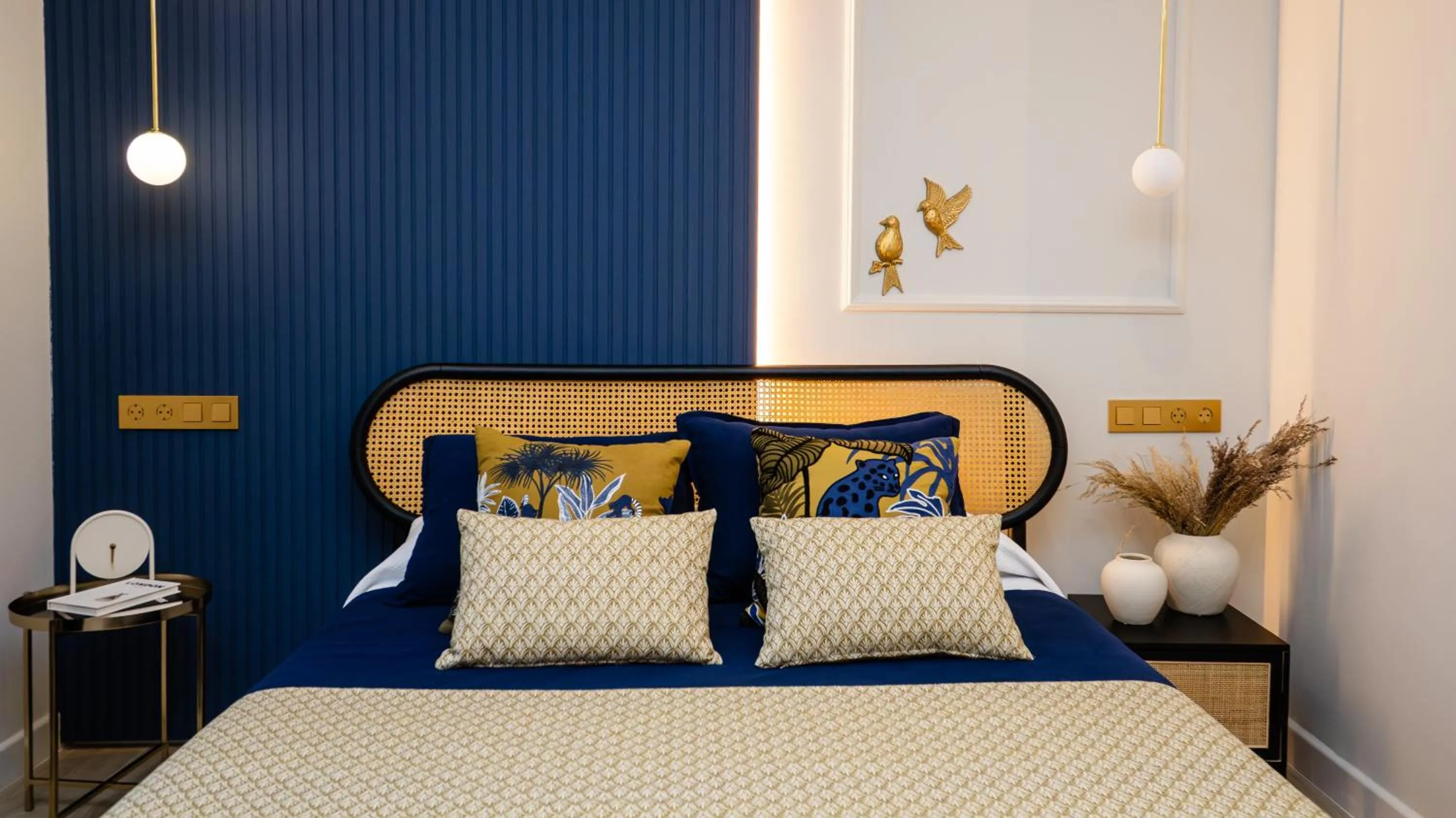 wedding, Bed in Hotel Zodiaco