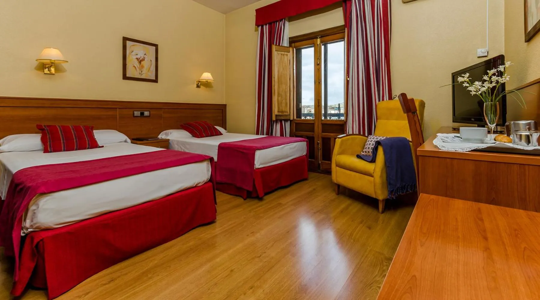 Bedroom, Bed in Hotel Zodiaco