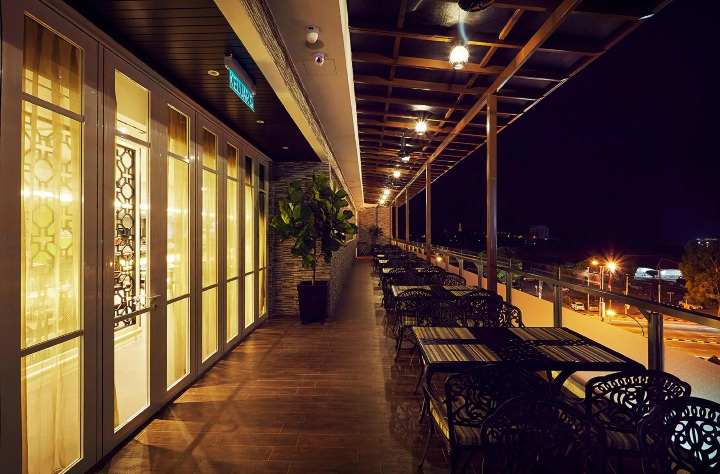 Patio in Estadia Hotel