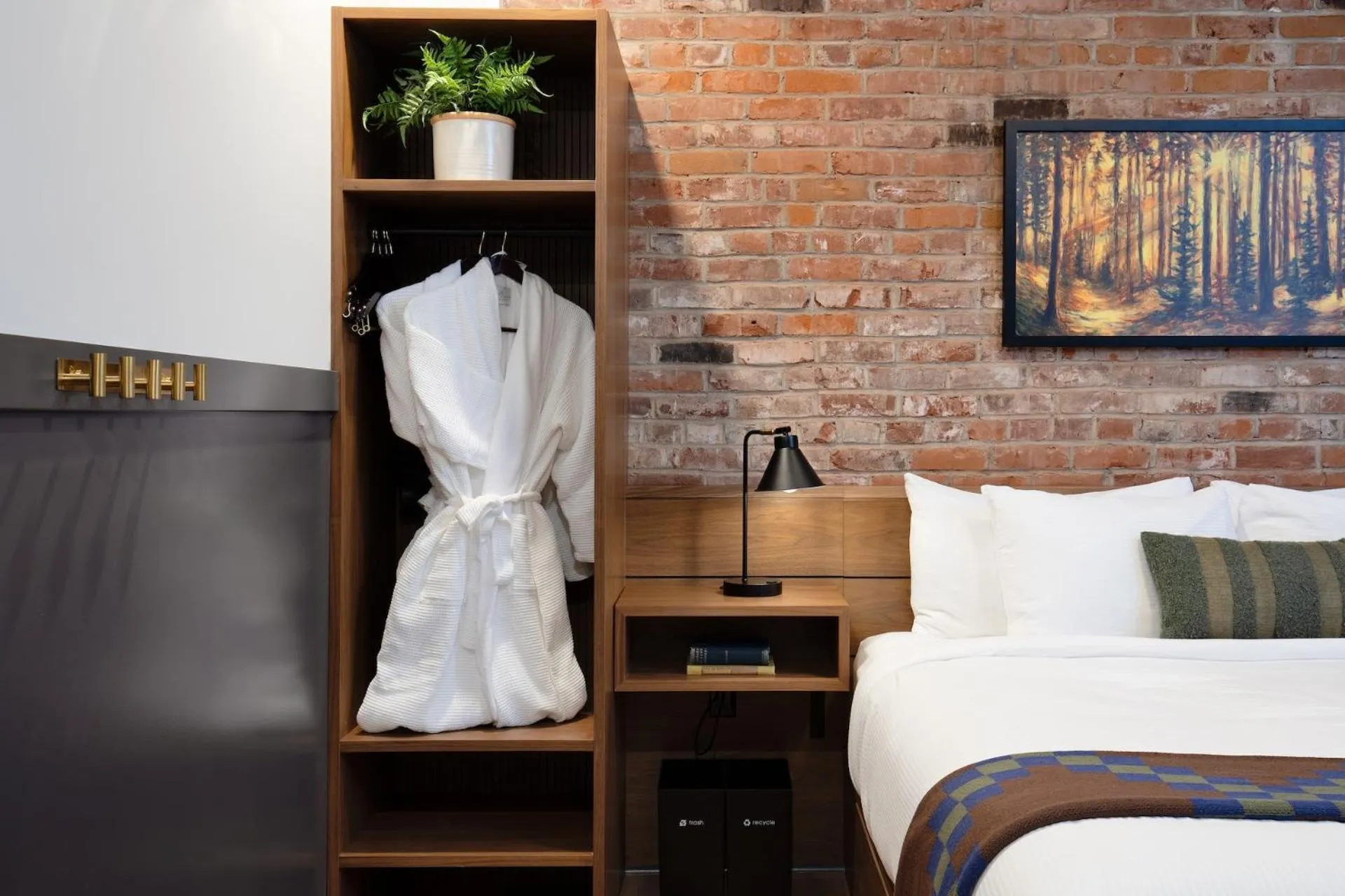 Bedroom, Bed in Lightwell Hotel & Spa