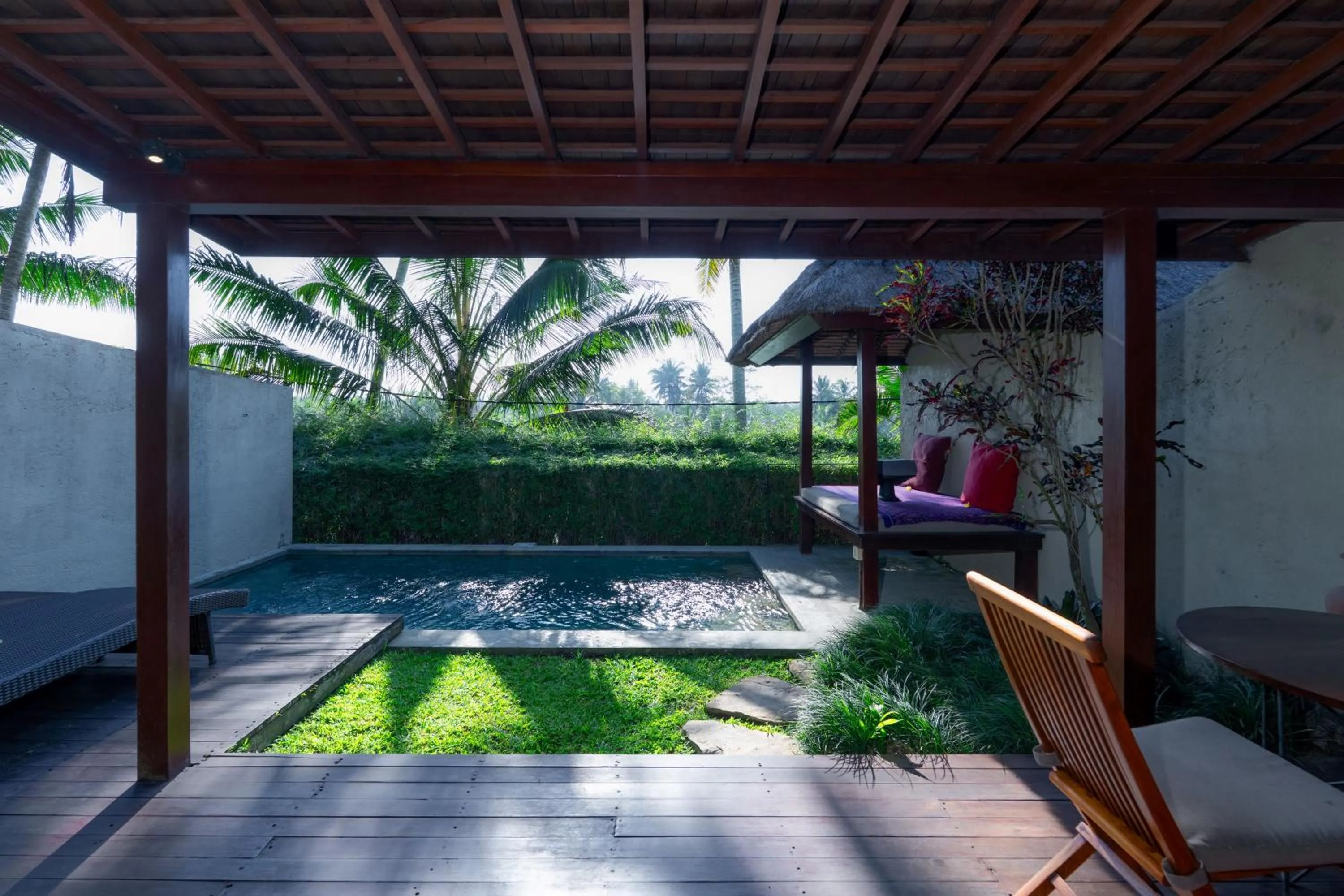 Swimming pool in Temuku Ubud Villas