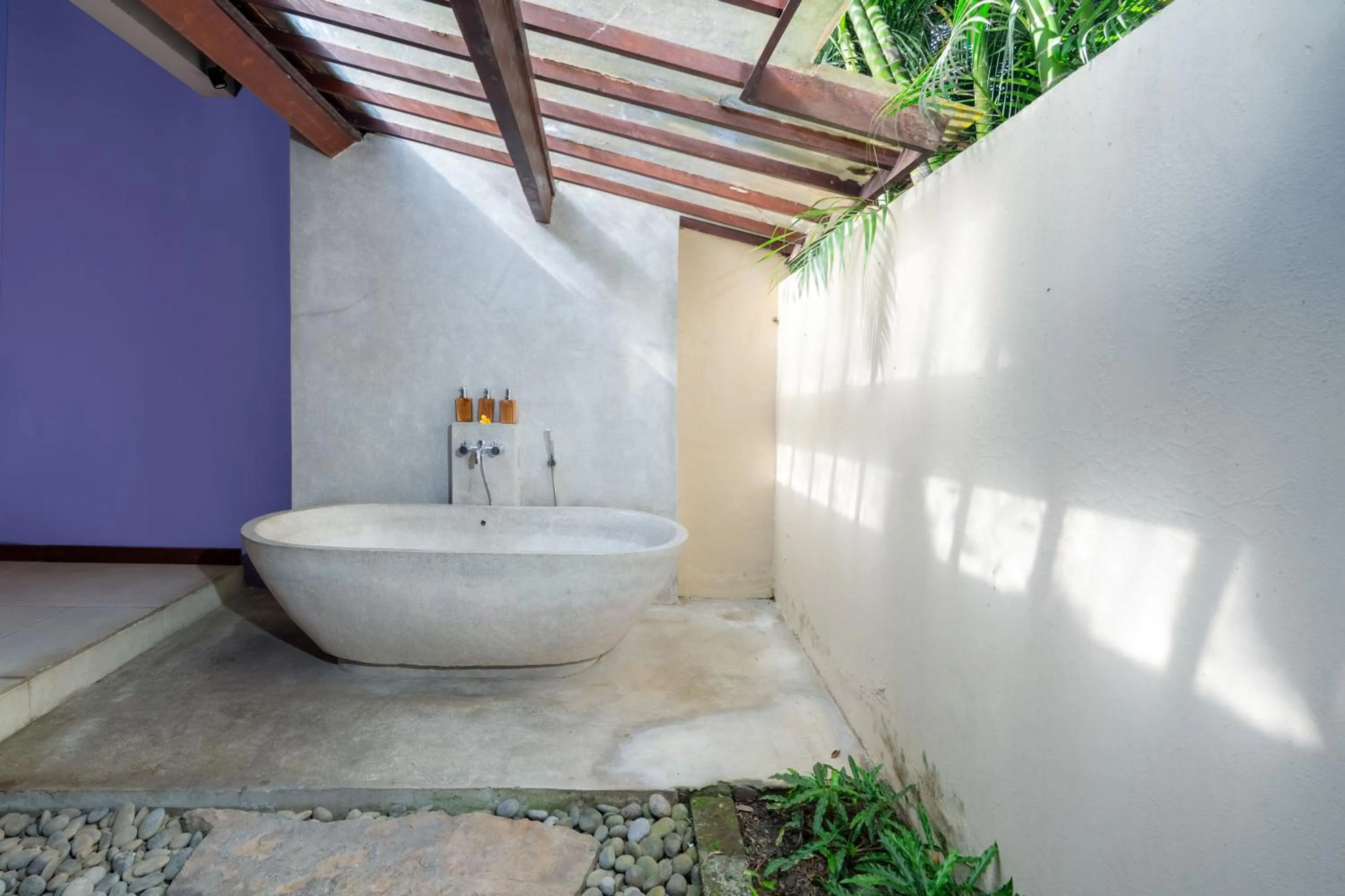 Bathroom in Temuku Ubud Villas